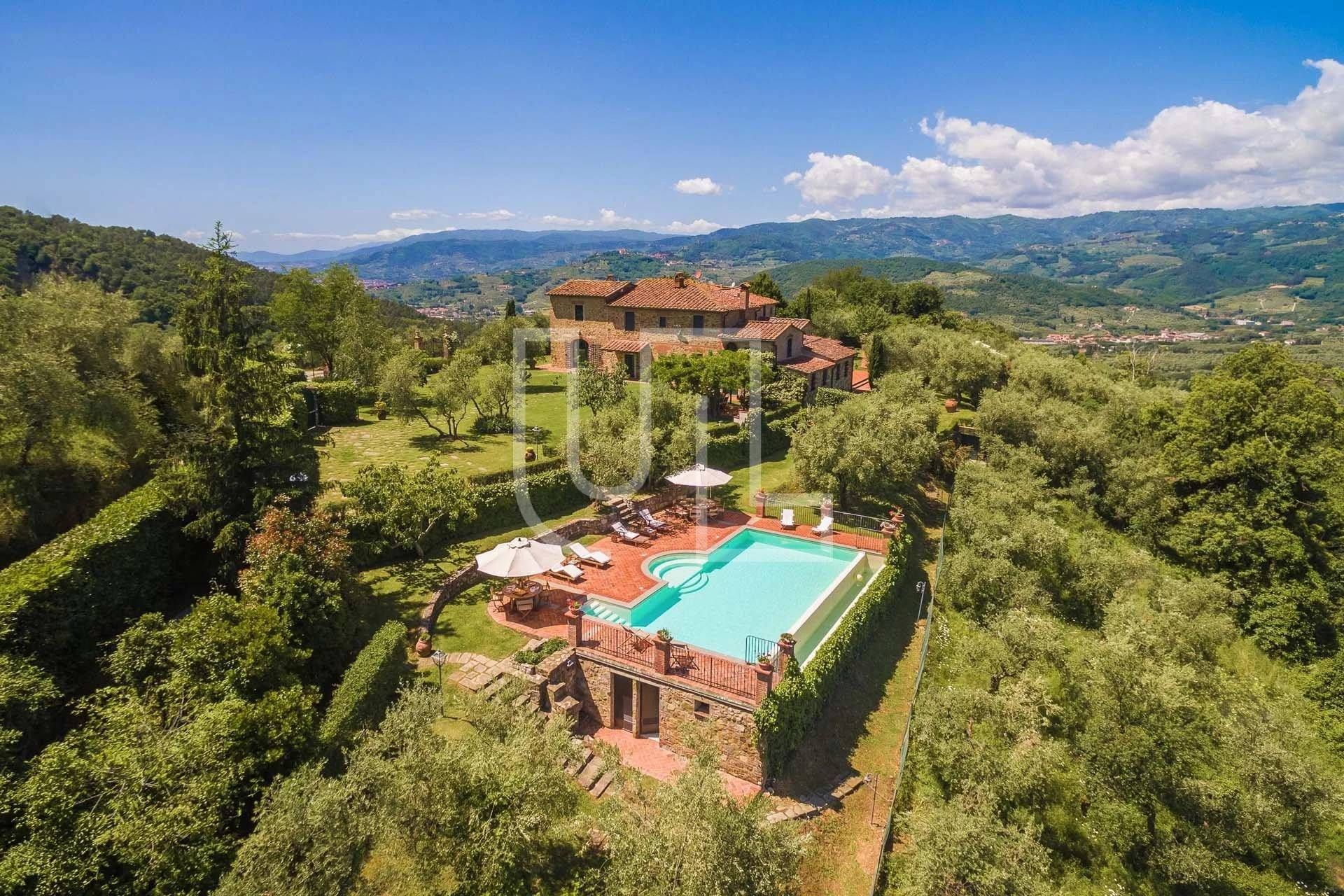 rumah dalam La Vergine, Tuscany 11191971