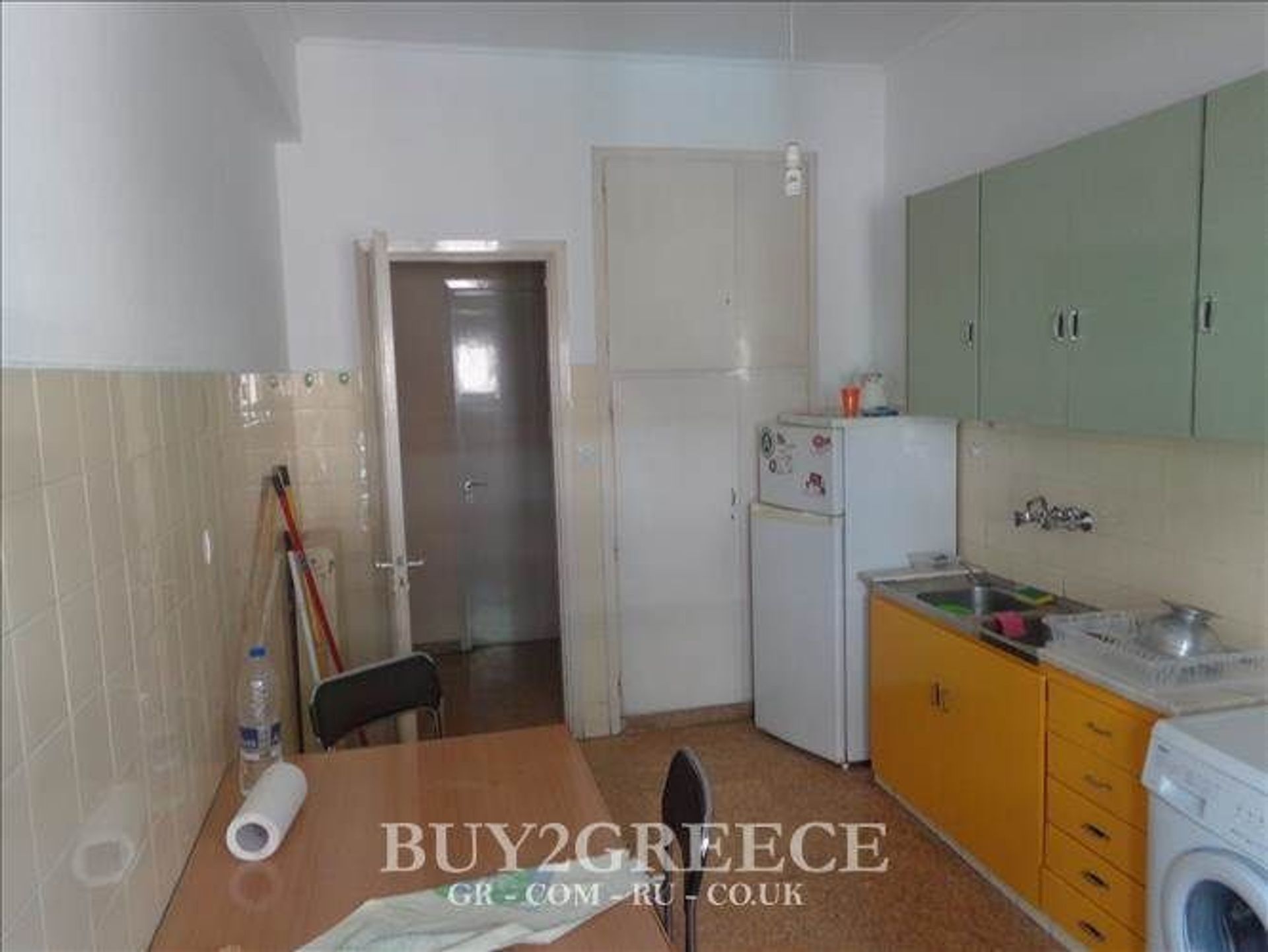 Condominium in Athina,  11192261