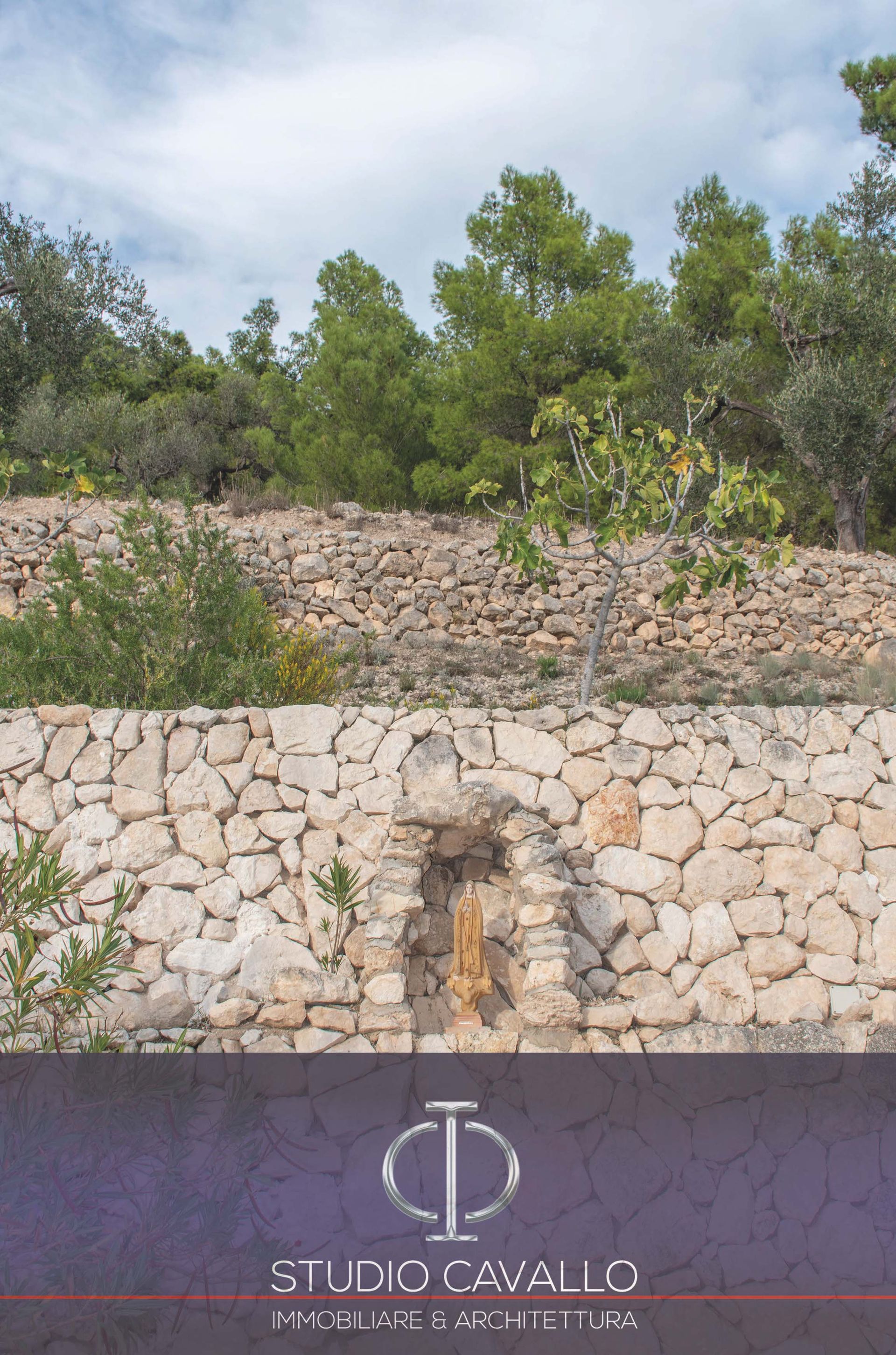 σπίτι σε Monte Sant'Angelo, Apulia 11192392