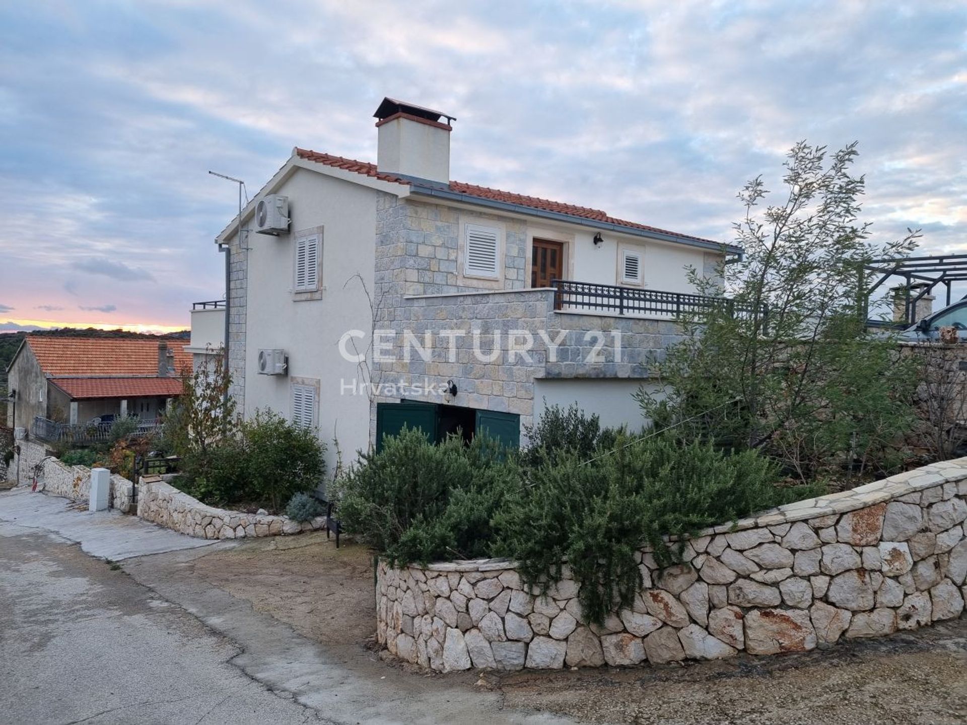 loger dans Rogožnica, Sibensko-Kninska Zupanija 11192638