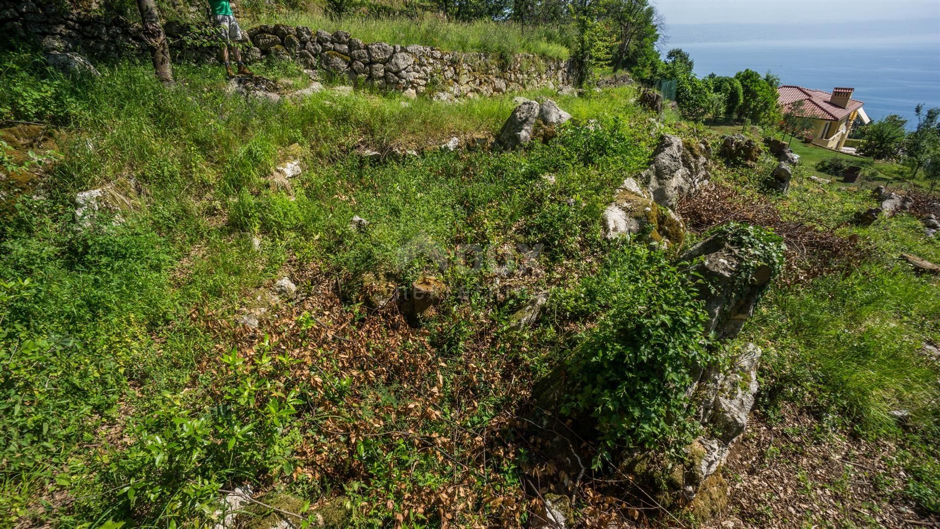 土地 在 Lovran, Primorje-Gorski Kotar County 11193620