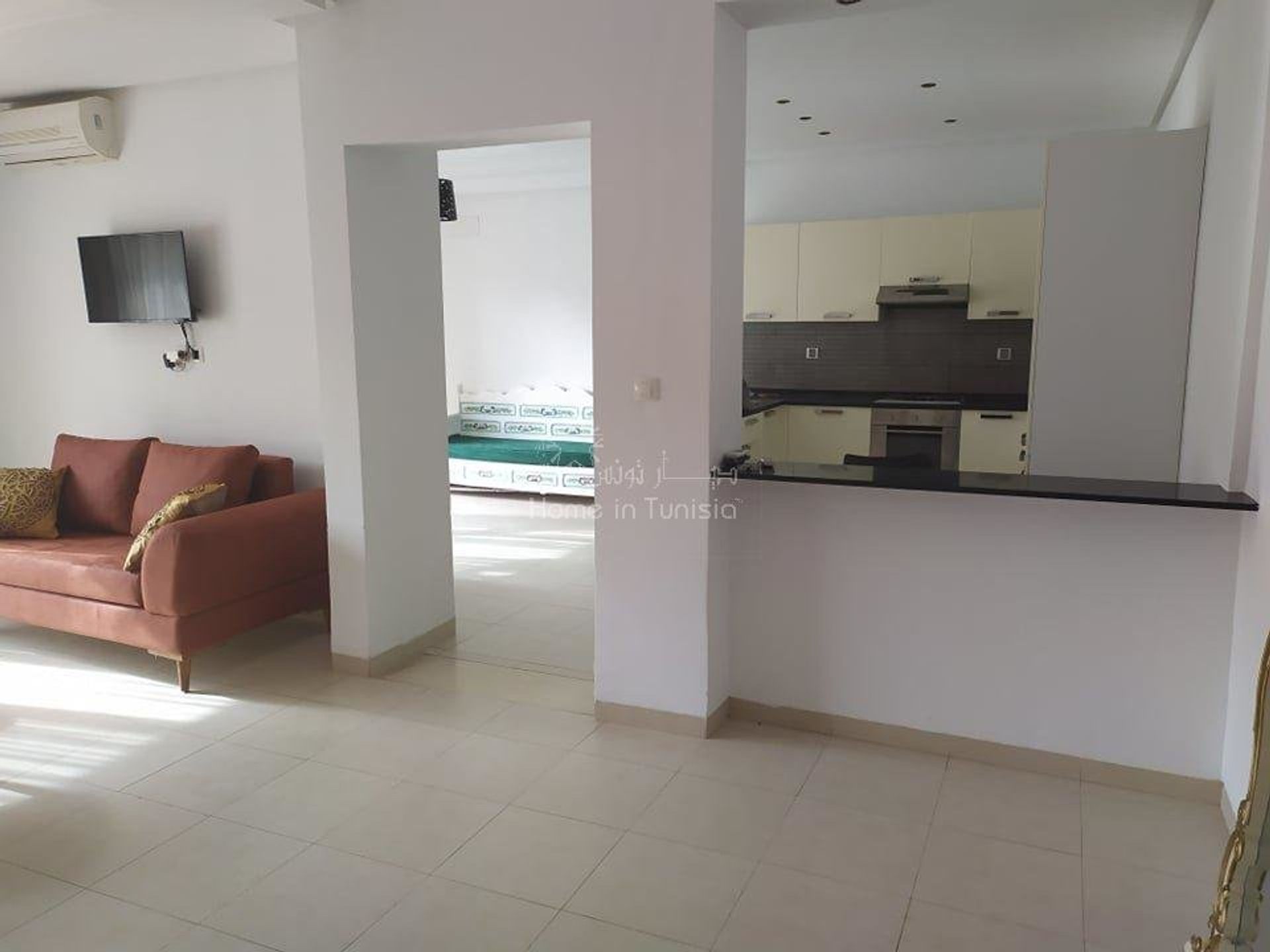 Condominium in El Hamma, Gabes 11193727