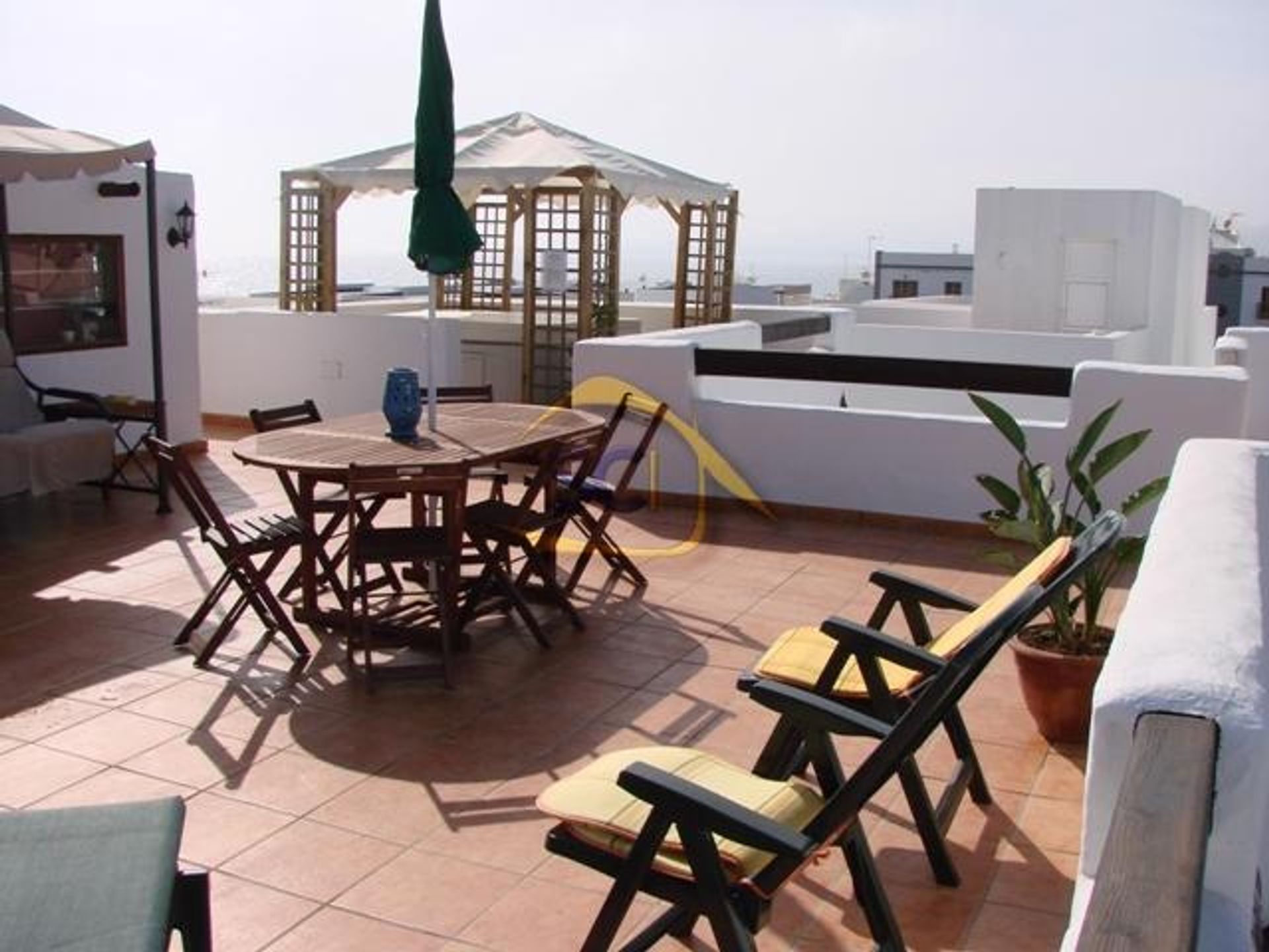 Huis in Caleta de Sebo, Canarische eilanden 11193904