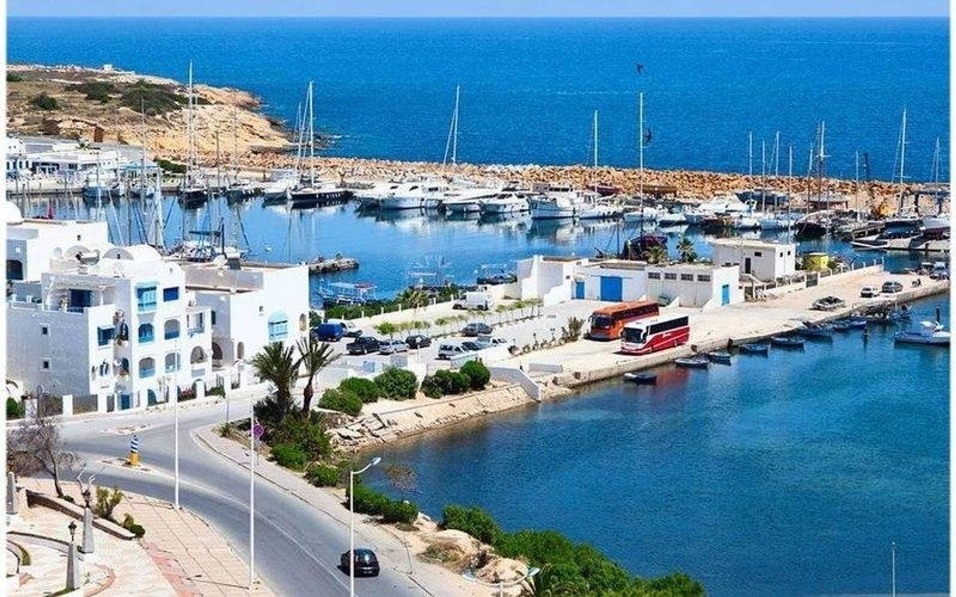 Muu sisään Monastir, Monastir 11194043