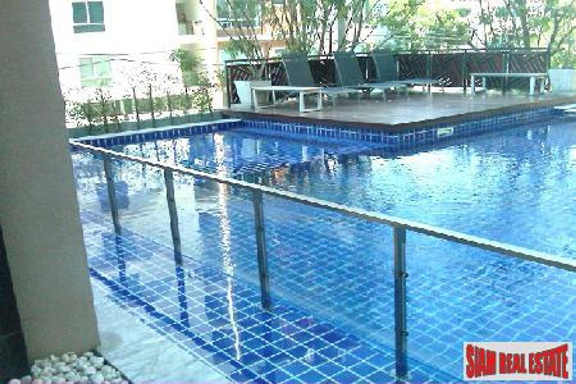 Condominium in Watthana, Krung Thep Maha Nakhon 11194631