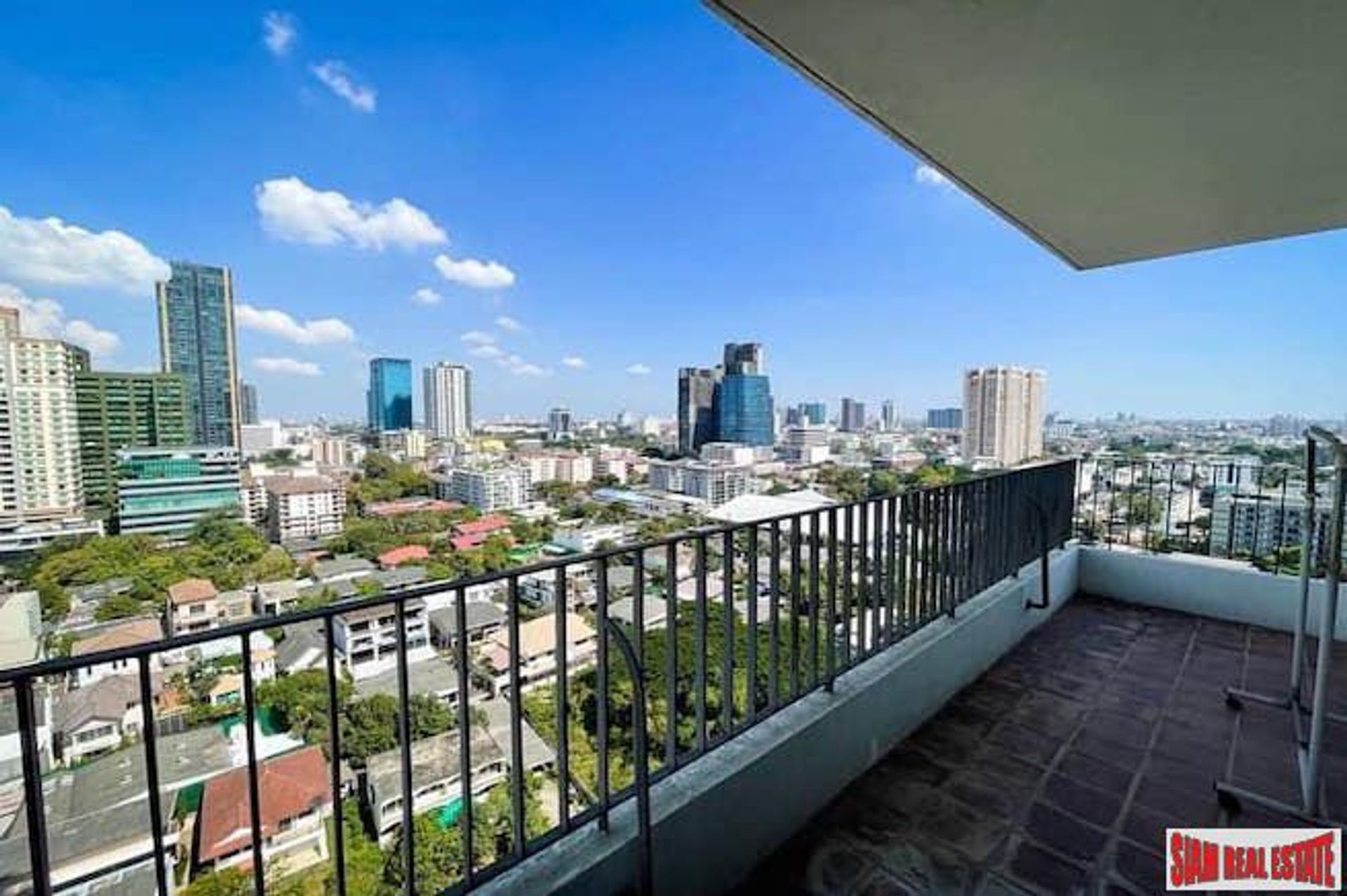 Condominio en Watthana, Krung Thep Maha Nakhon 11195084