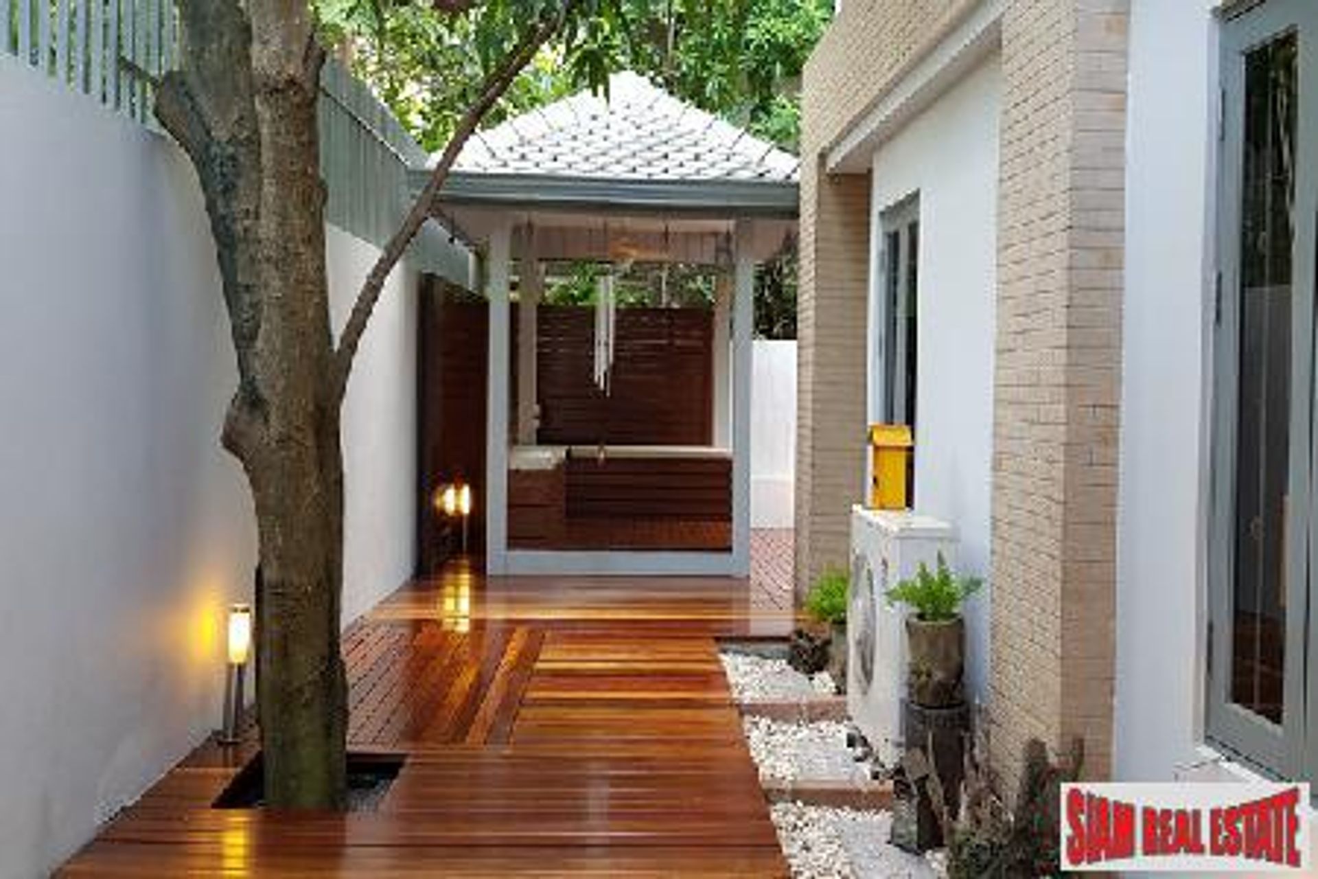 House in , Bangkok 11195098