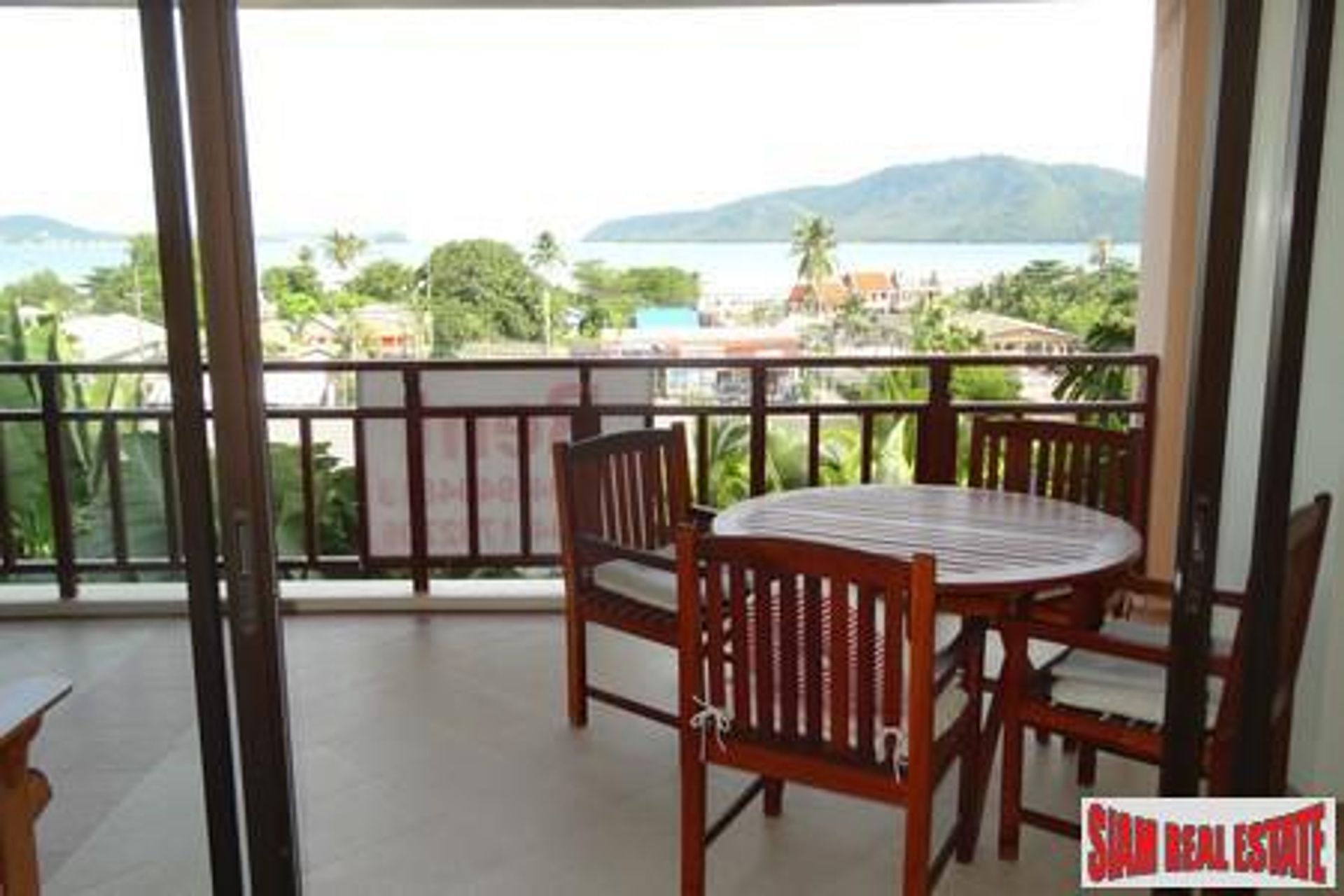 Condominio nel Divieto Bang Khonthi, Phuket 11195681