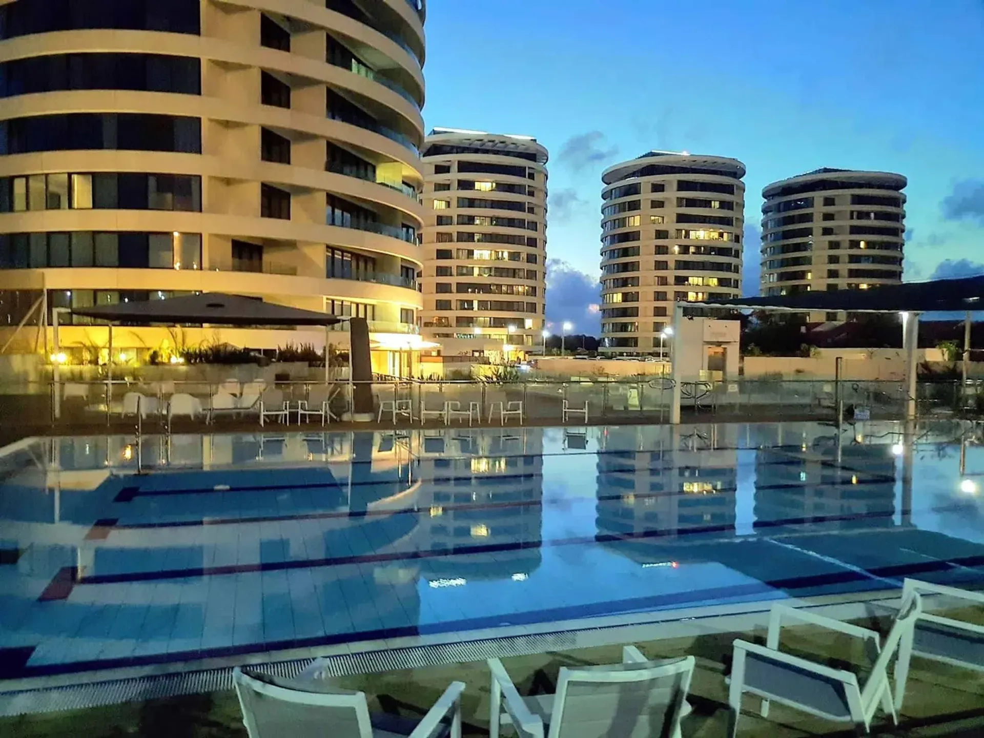 Condominium in Ramat HaSharon, Yunitsman Street 11196719