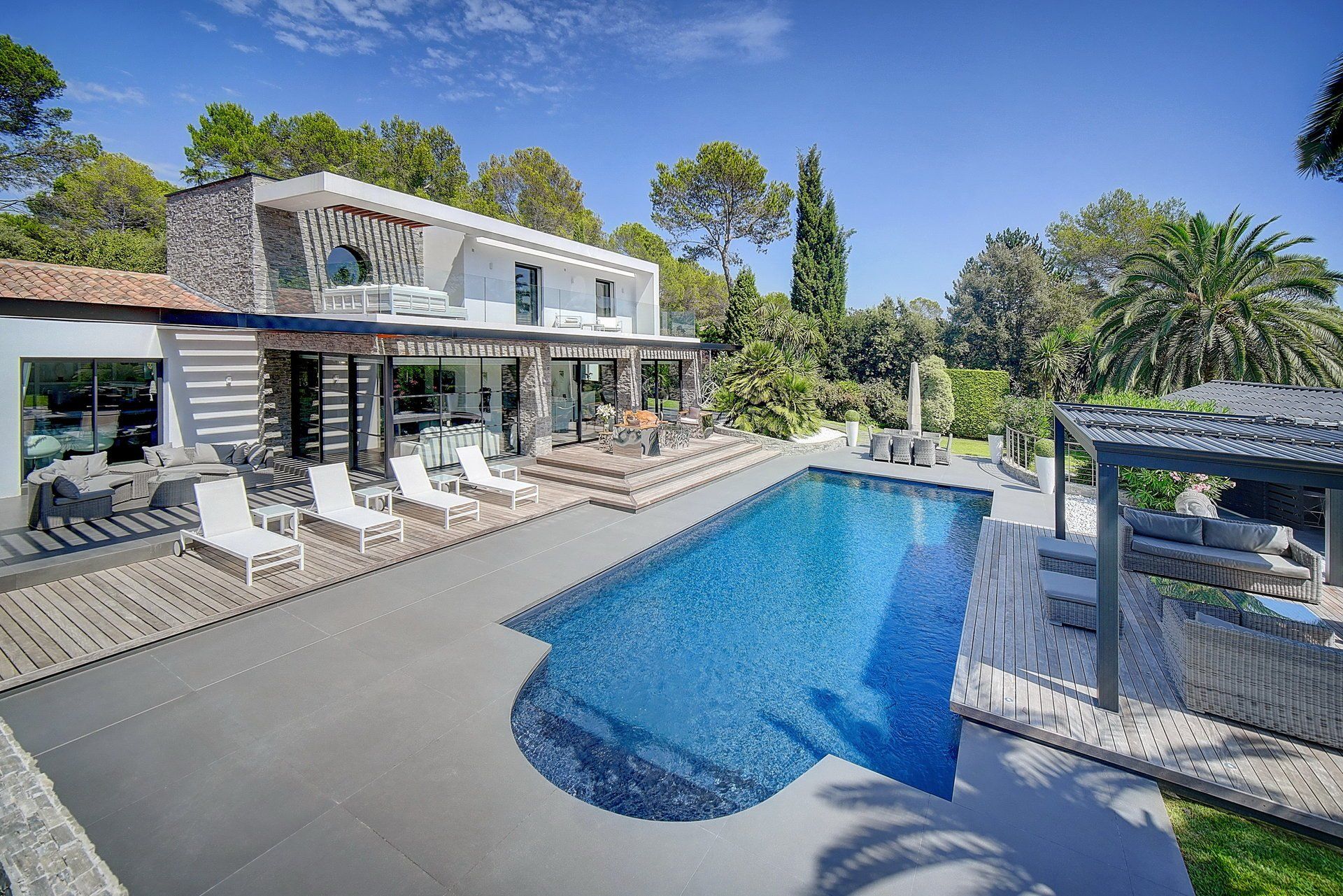 Huis in Mougins, Provence-Alpes-Côte d'Azur 11197104