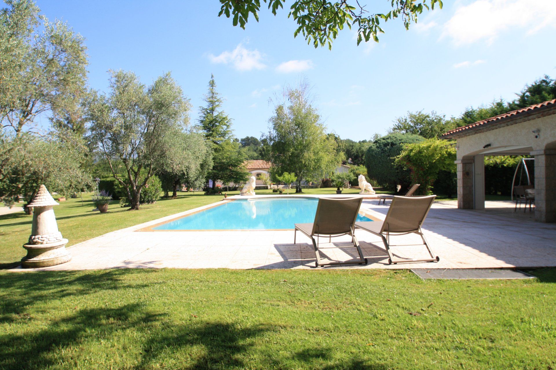 rumah dalam Montauroux, Provence-Alpes-Côte d'Azur 11197144