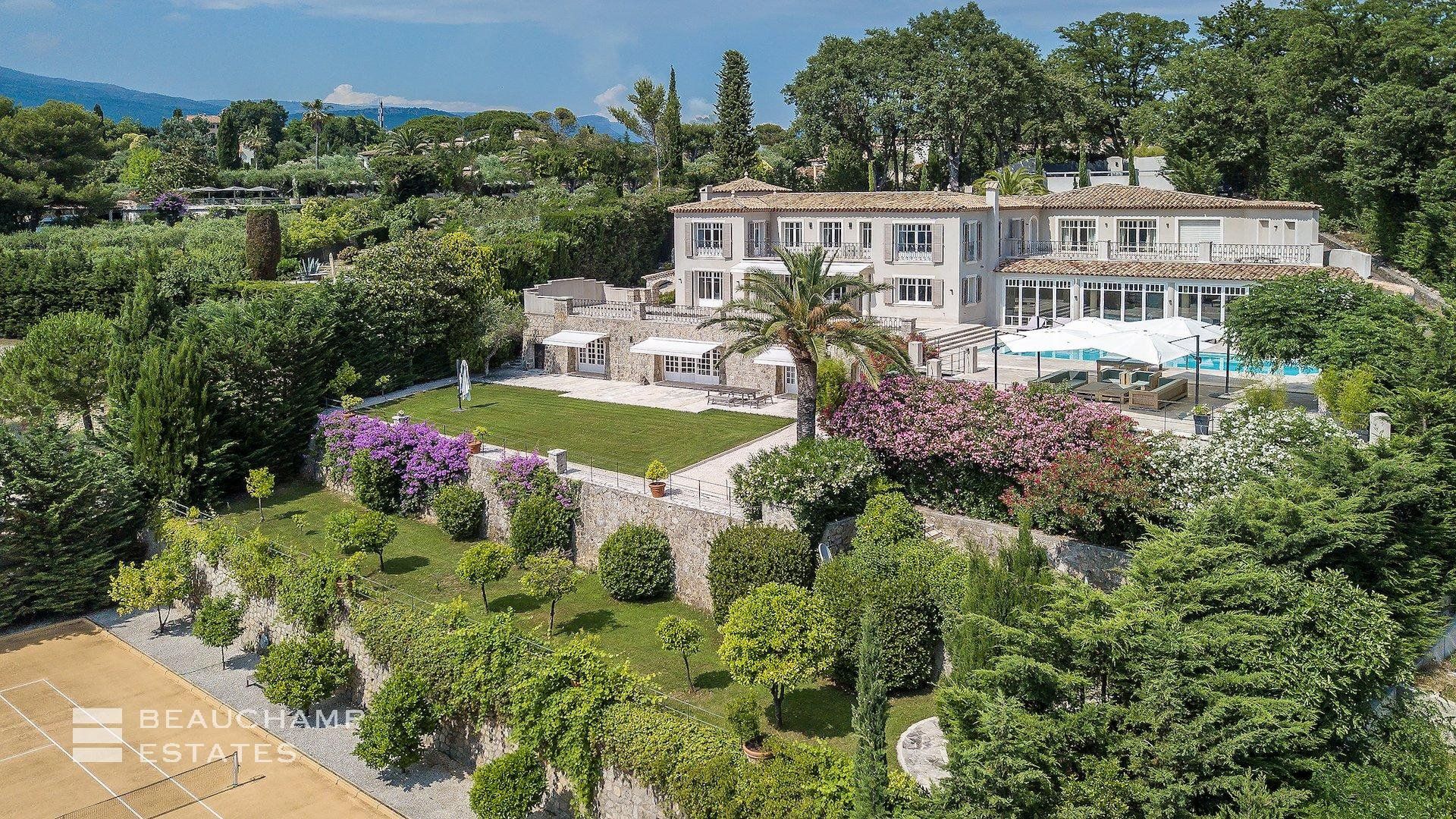 casa no Mougins, Provença-Alpes-Costa Azul 11197344