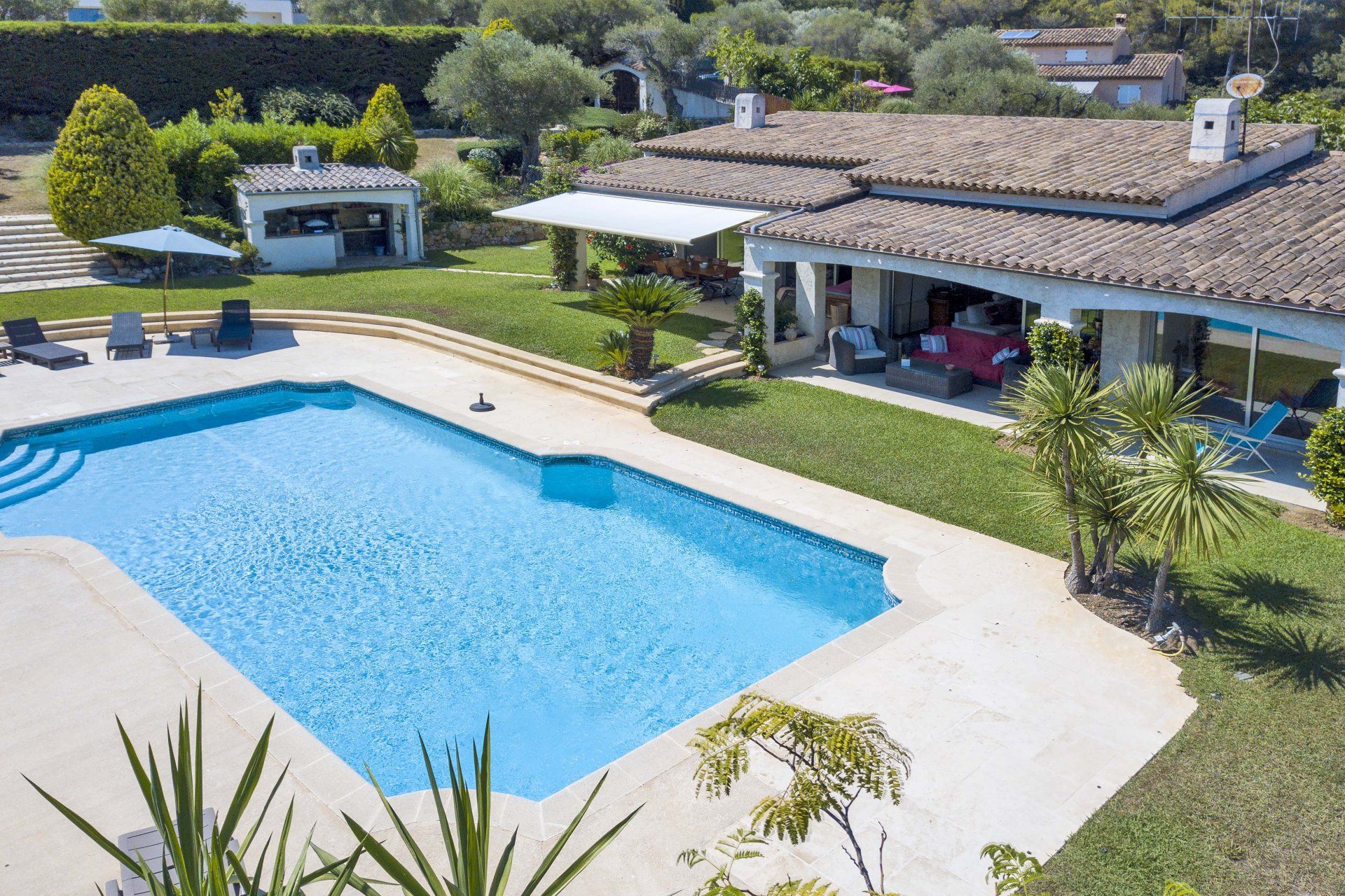 Rumah di Dataran de la Brague, Provence-Alpes-Cote d'Azur 11197478