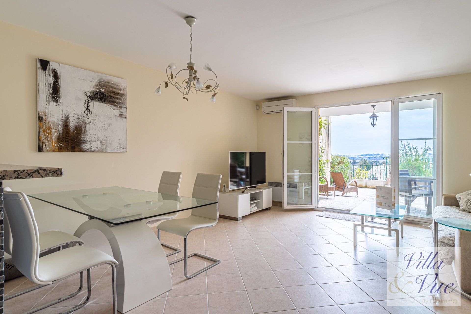 Condominio nel Villeneuve-Loubet, Provenza-Alpi-Costa Azzurra 11197479