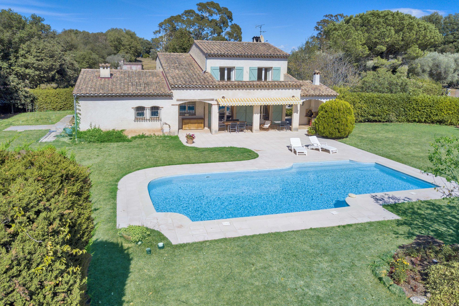 Hus i Biot, Provence-Alpes-Côte d'Azur 11197491