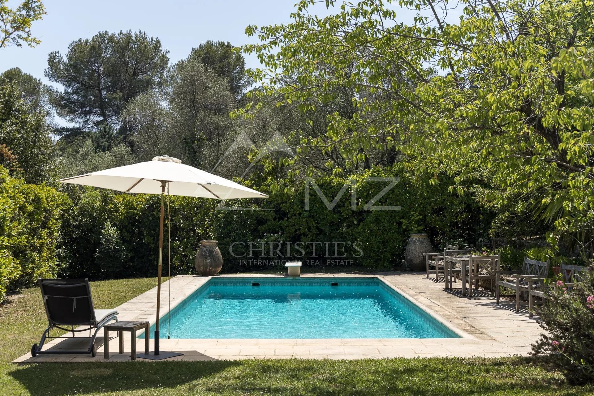 House in Mouans-Sartoux, Provence-Alpes-Cote d'Azur 11197700