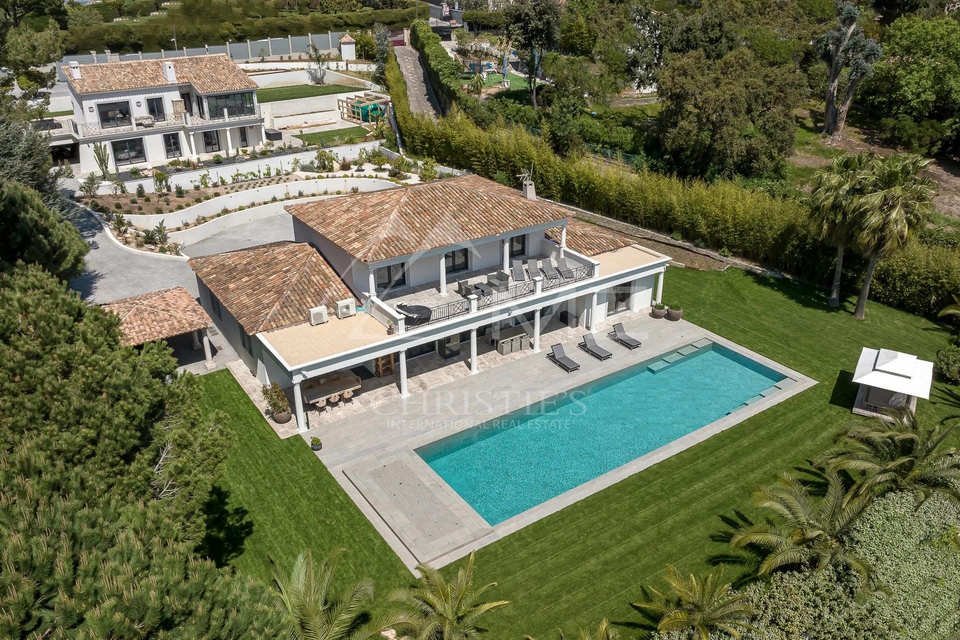 Huis in Vallauris, Provence-Alpes-Côte d'Azur 11197799