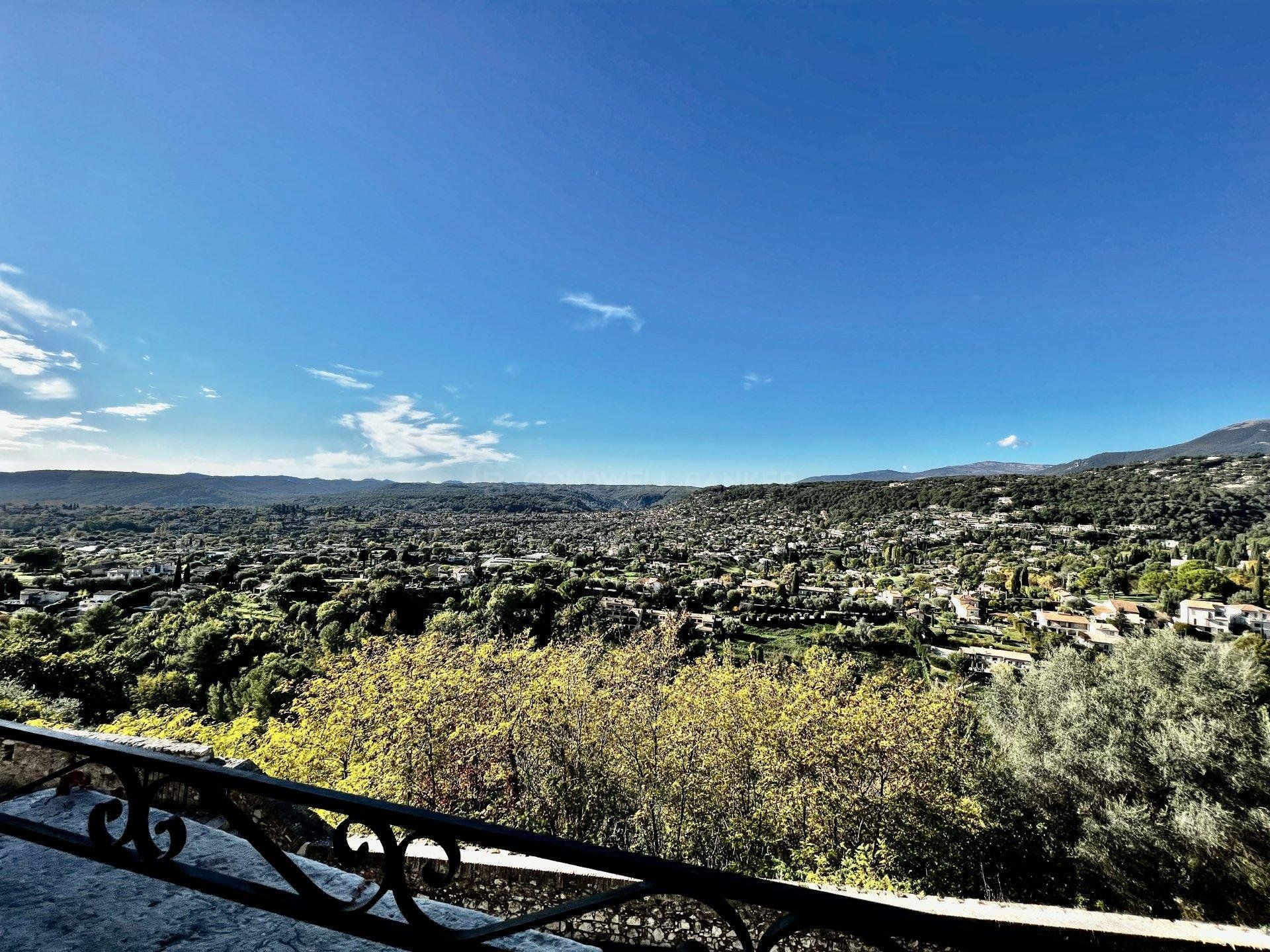 Casa nel Saint-Paul-de-Vence, Provenza-Alpi-Costa Azzurra 11197945