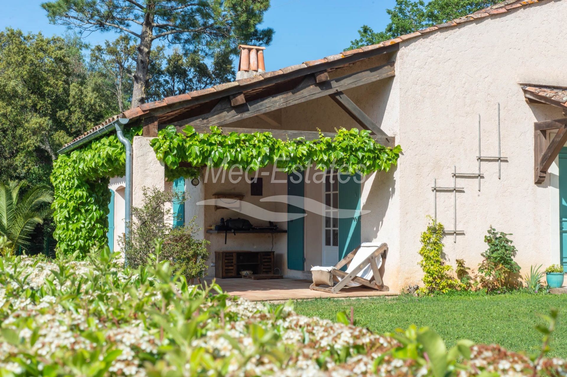 Hus i Grimaud, Provence-Alpes-Cote d'Azur 11197960