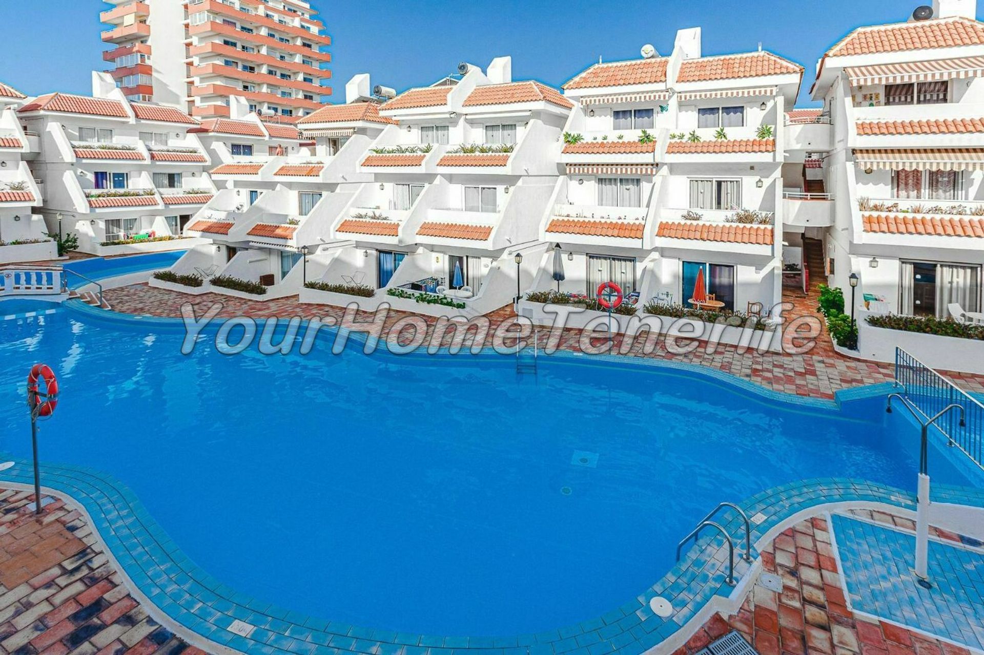 Condominium in Arona, Canary Islands 11198822