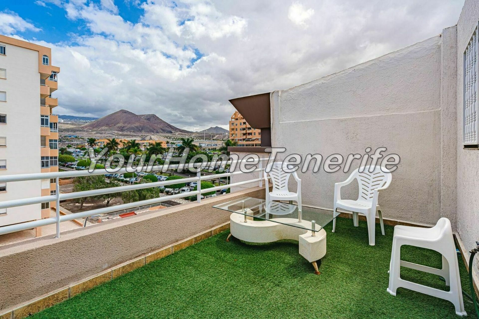 Condominium in Arona, Canary Islands 11198834