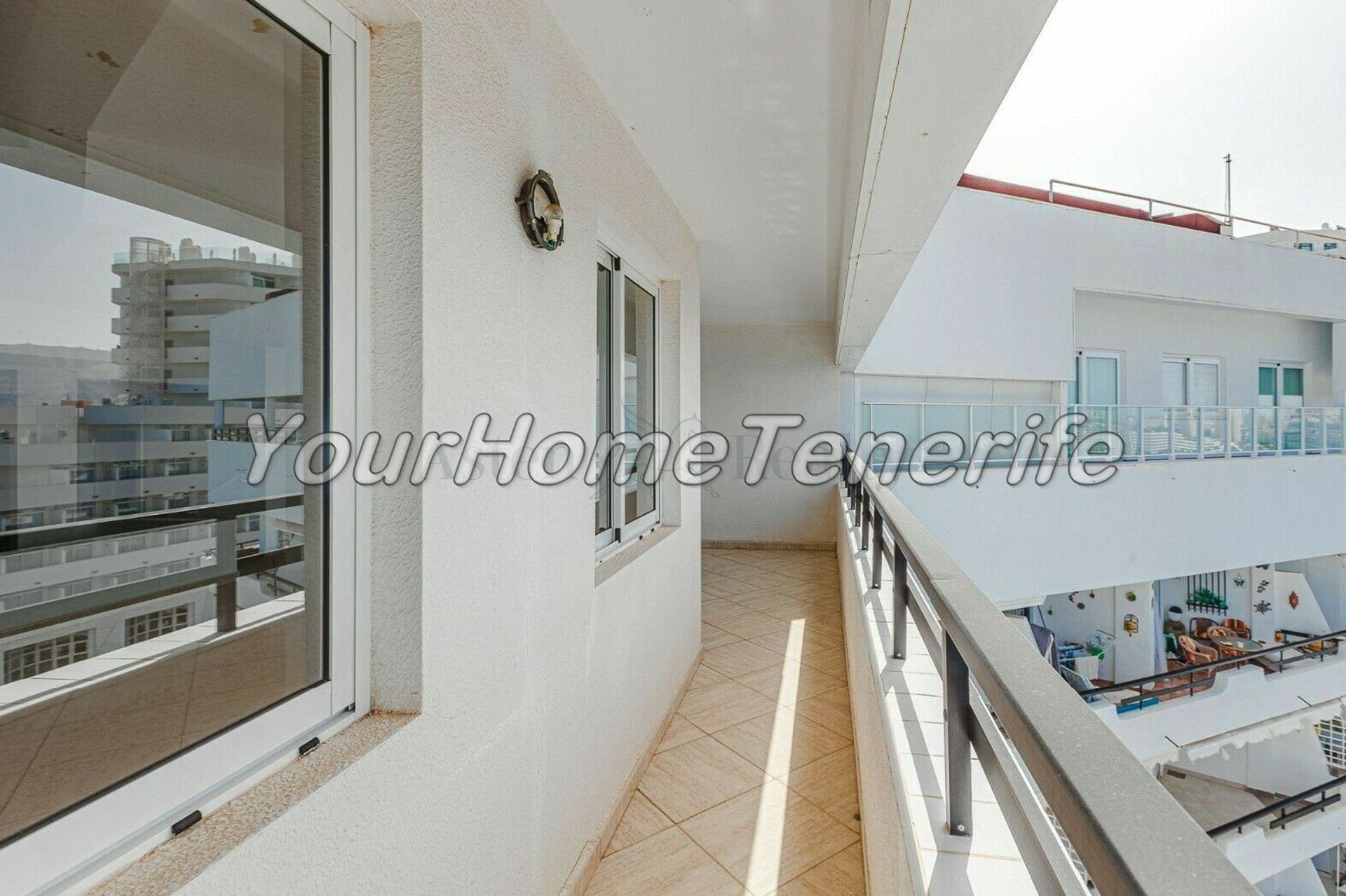 Condominium in Adeje, Canary Islands 11198857