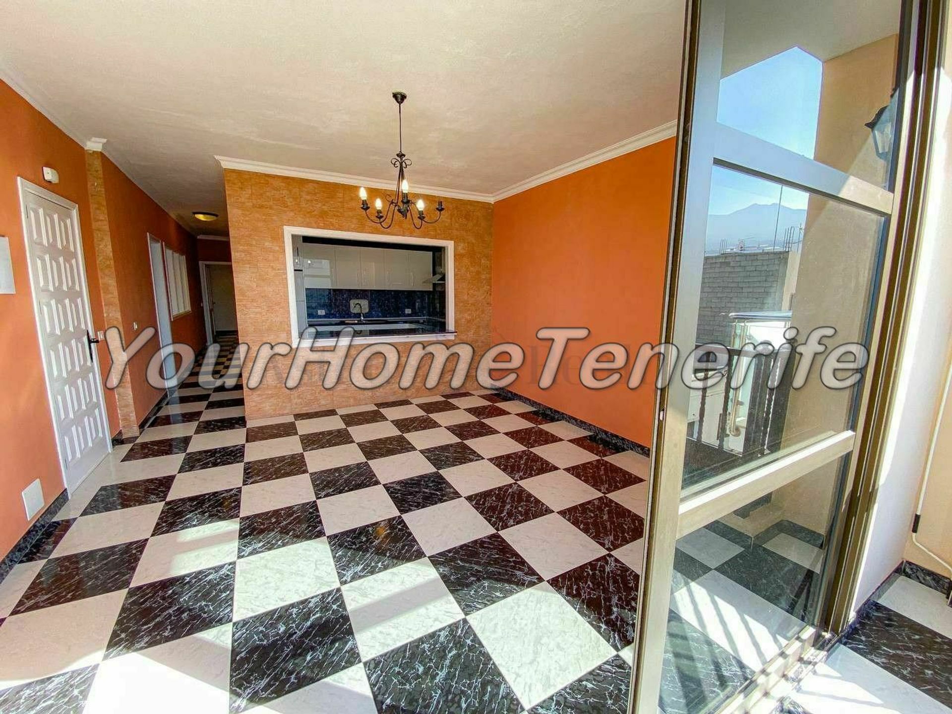 Condominium in Guia de Isora, Canary Islands 11198912