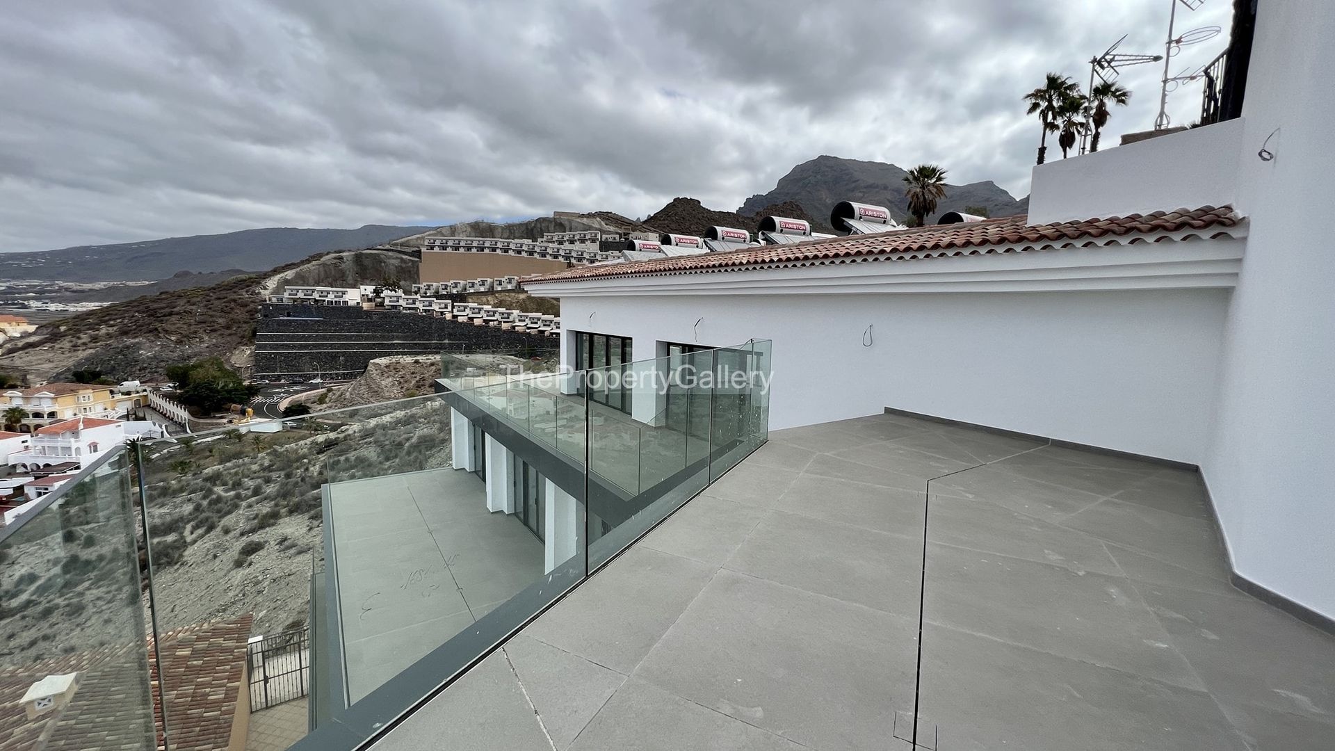 Condominium in Adeje, Canary Islands 11199198