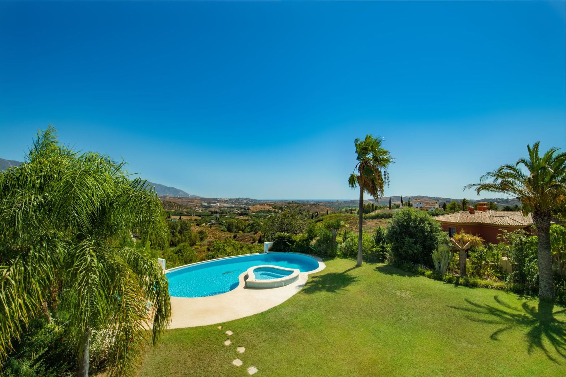 Casa nel Las Lagunas de Mijas, Andalucía 11199385