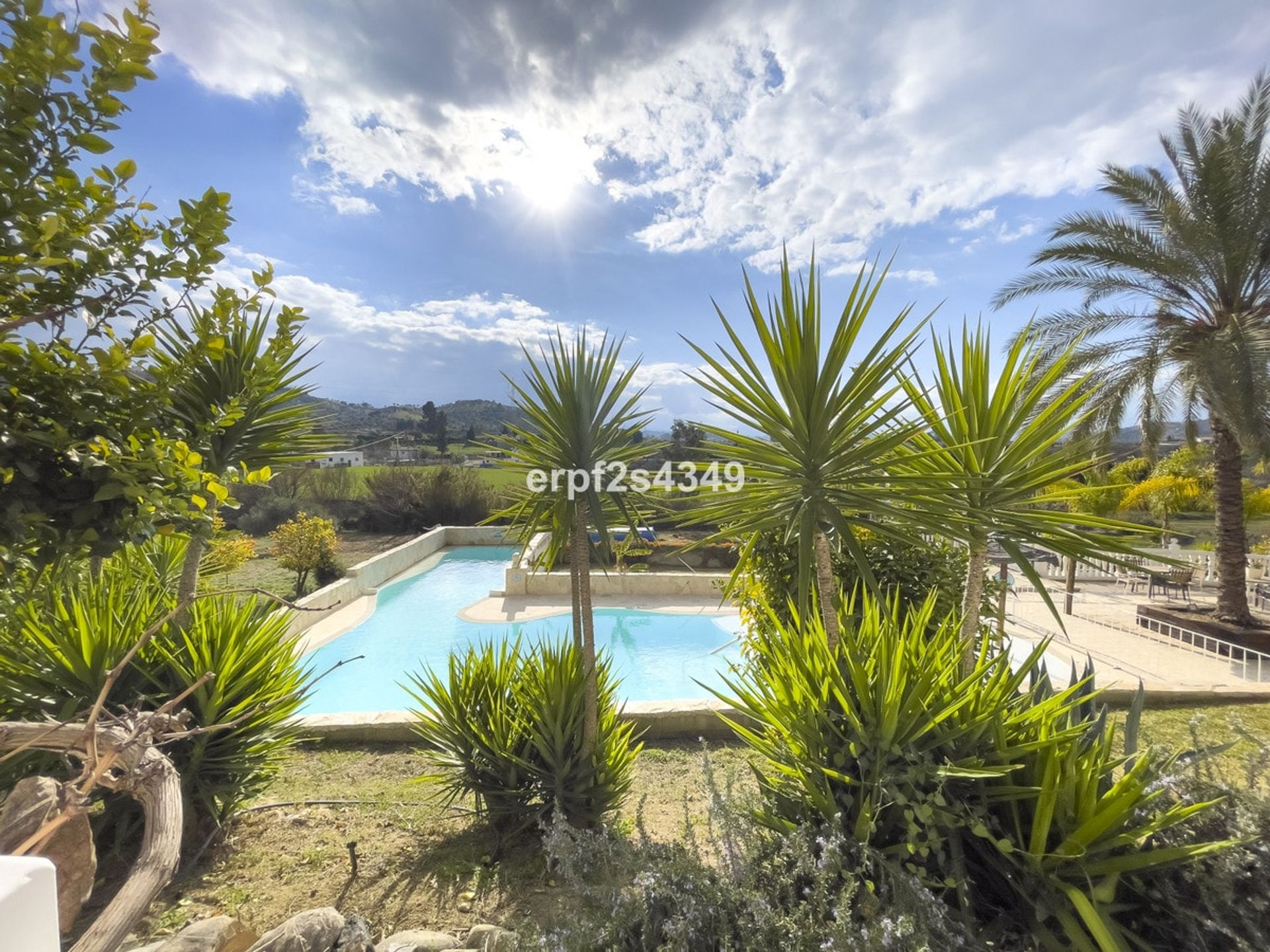 Huis in Coín, Andalucía 11200055