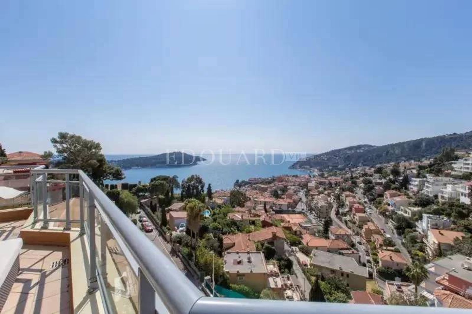 Condominium in Villefranche-sur-Mer, Provence-Alpes-Côte d'Azur 11201284