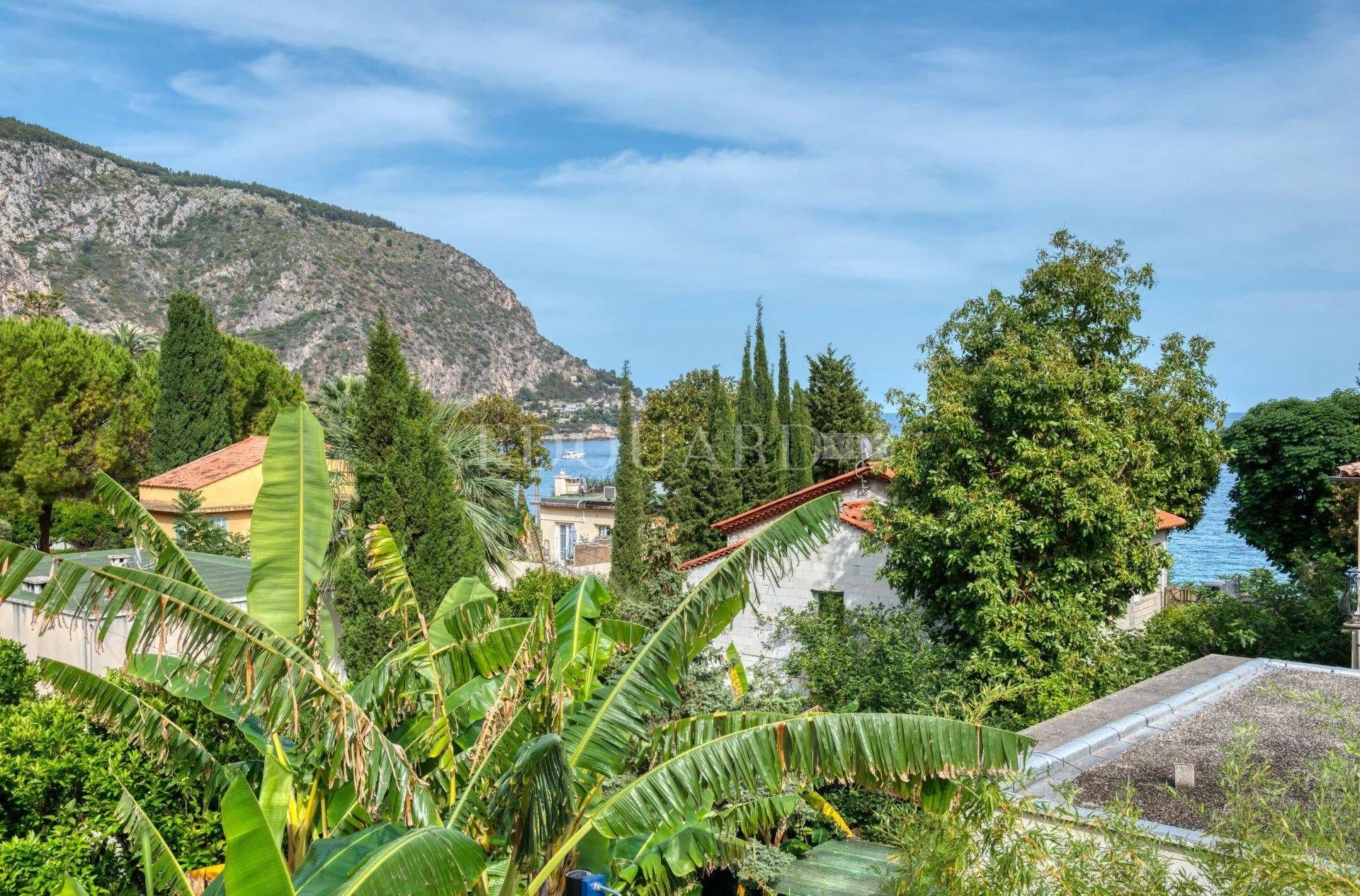 بيت في Èze, Provence-Alpes-Côte d'Azur 11201285