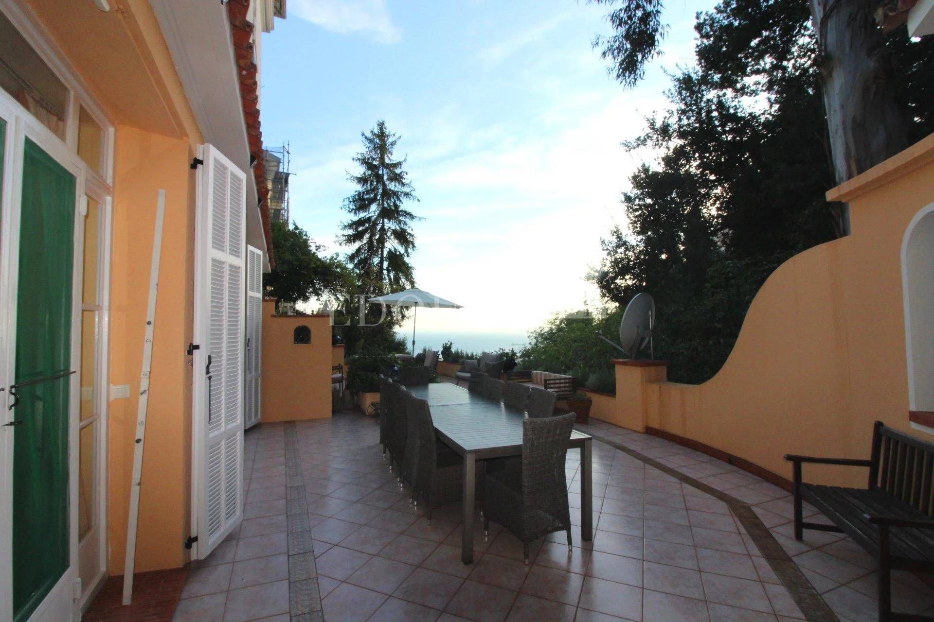 casa no Roquebrune-Cap-Martin, Provence-Alpes-Côte d'Azur 11201334