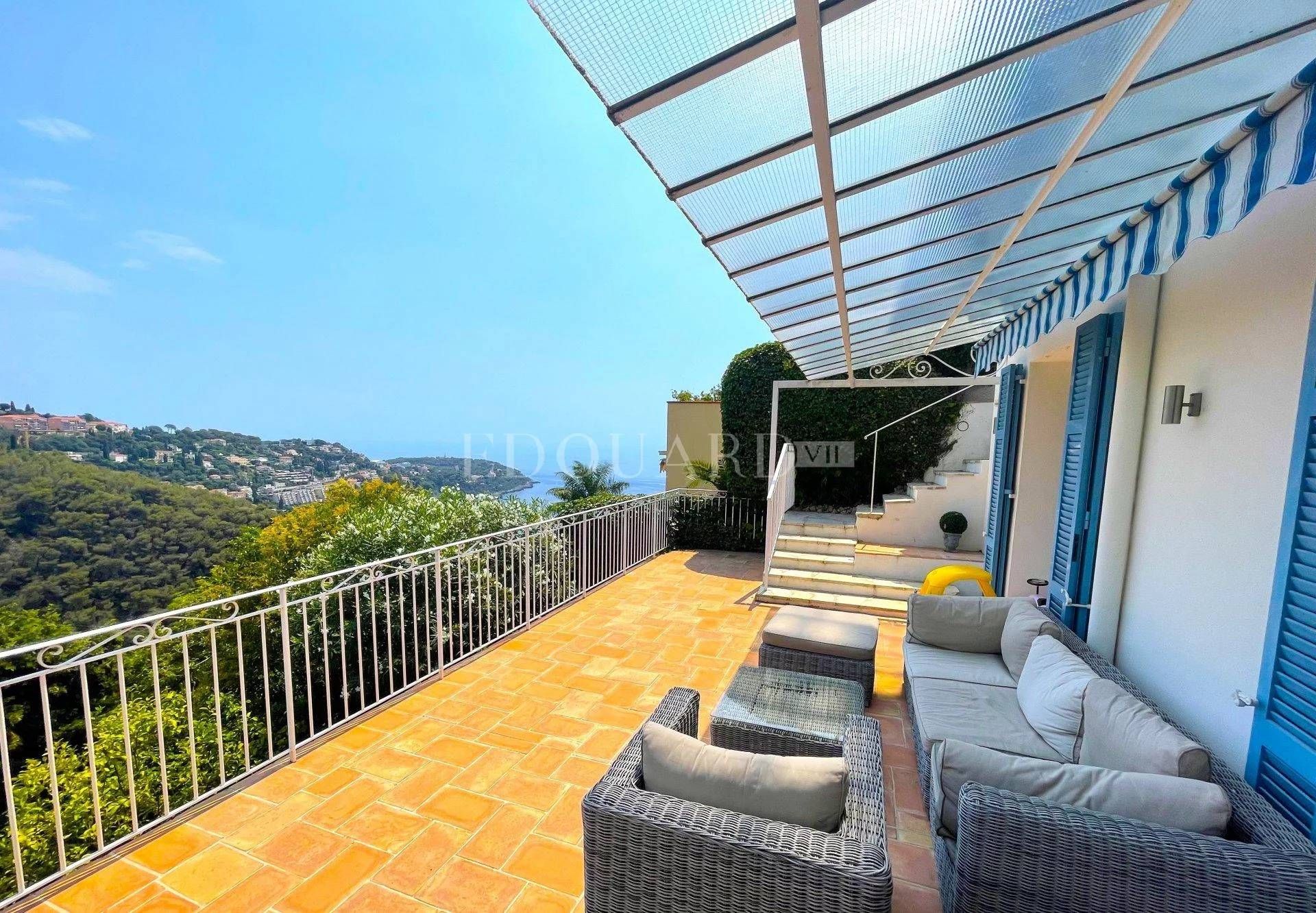 casa en Roquebrune-Cap-Martin, Provence-Alpes-Côte d'Azur 11201339