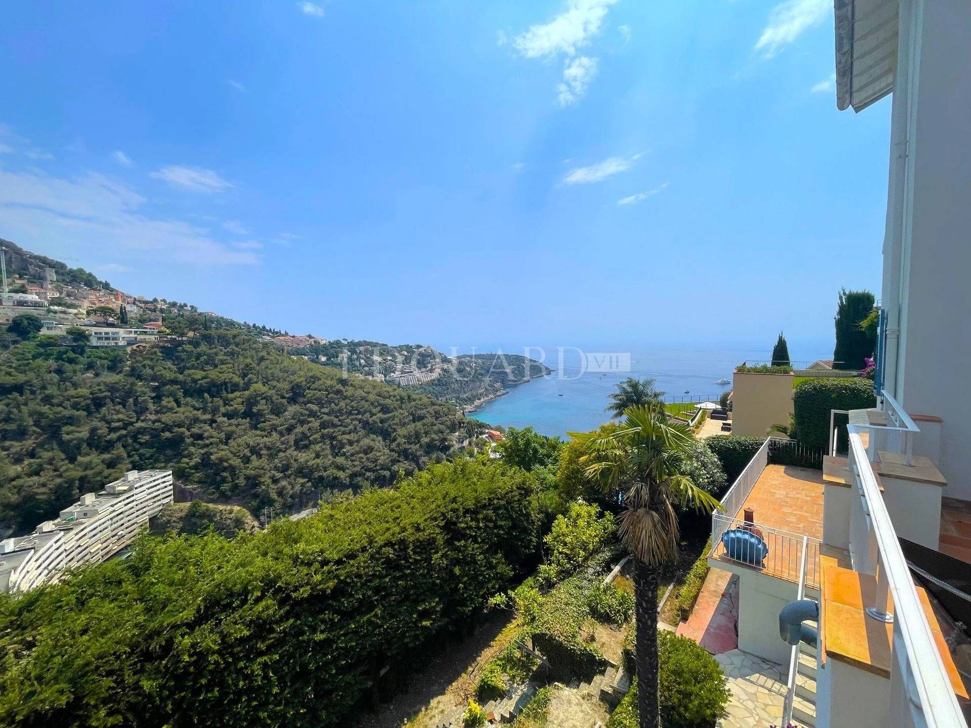 Rumah di Roquebrune-Cap-Martin, Provence-Alpes-Côte d'Azur 11201339