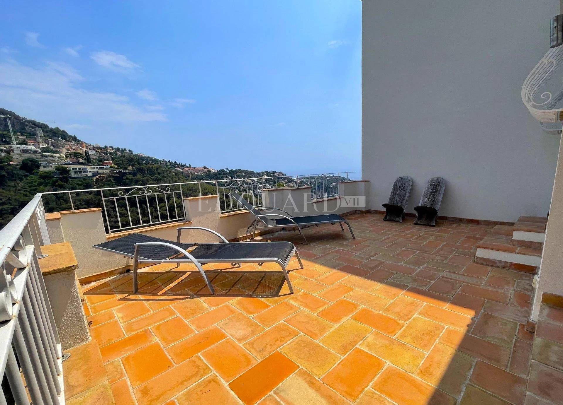 casa en Roquebrune-Cap-Martin, Provence-Alpes-Côte d'Azur 11201339