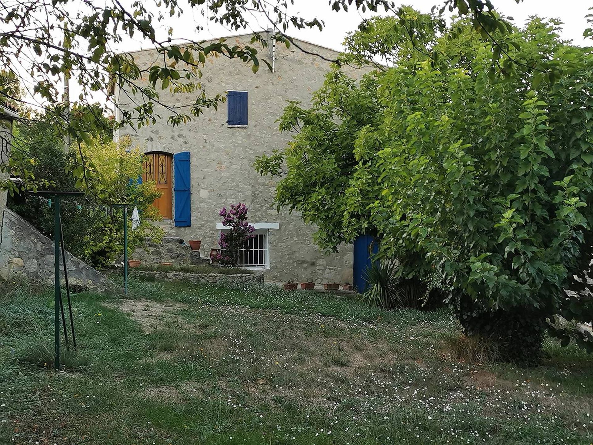 بيت في Saint-Paul-en-Forêt, Provence-Alpes-Côte d'Azur 11202792