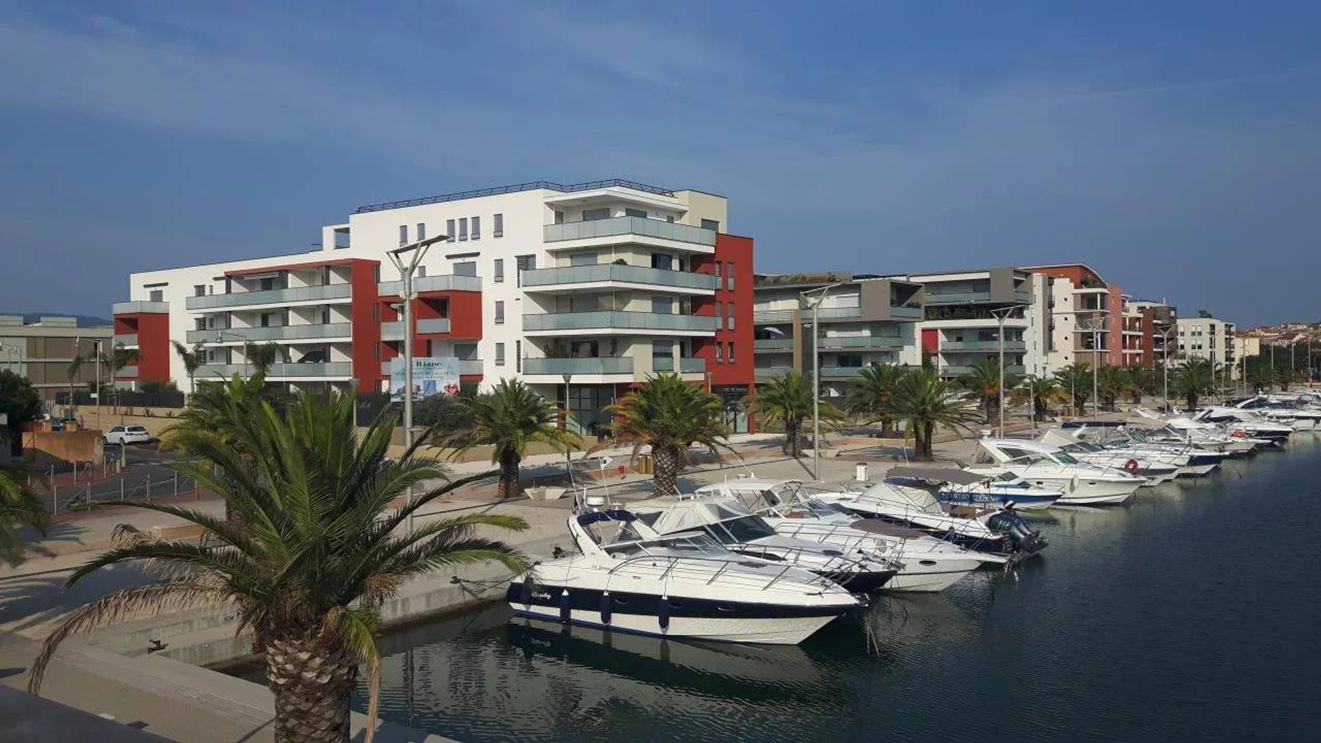 Kondominium di Fréjus, Provence-Alpes-Côte d'Azur 11202794