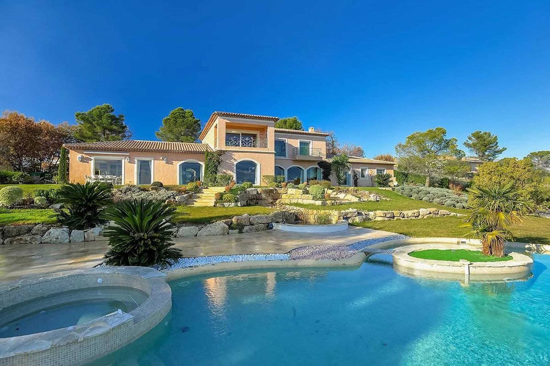 casa no Mougins, Provença-Alpes-Costa Azul 11202809