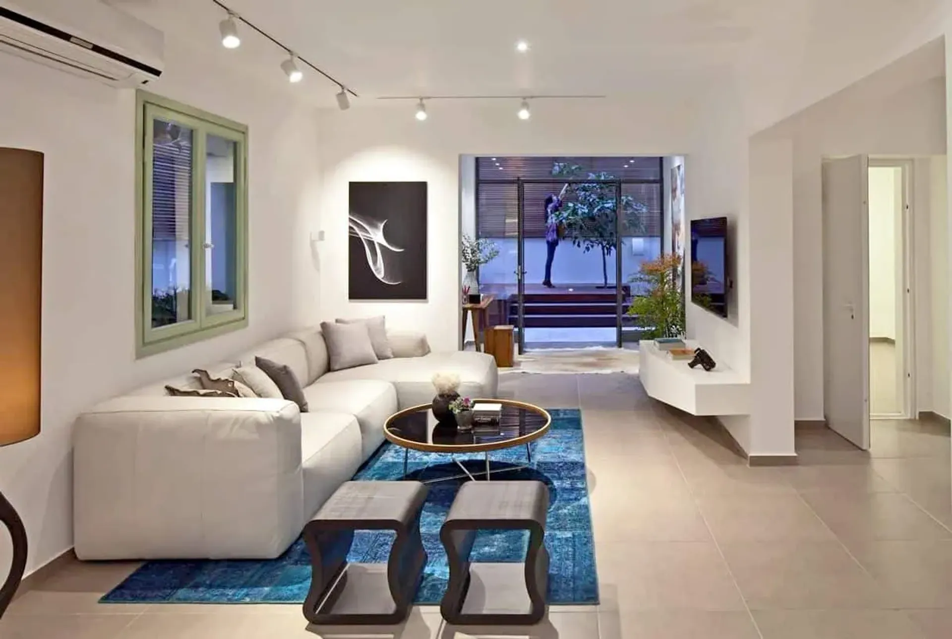 Condominium in Tel Aviv-Yafo, Sheinkin Street 11203487