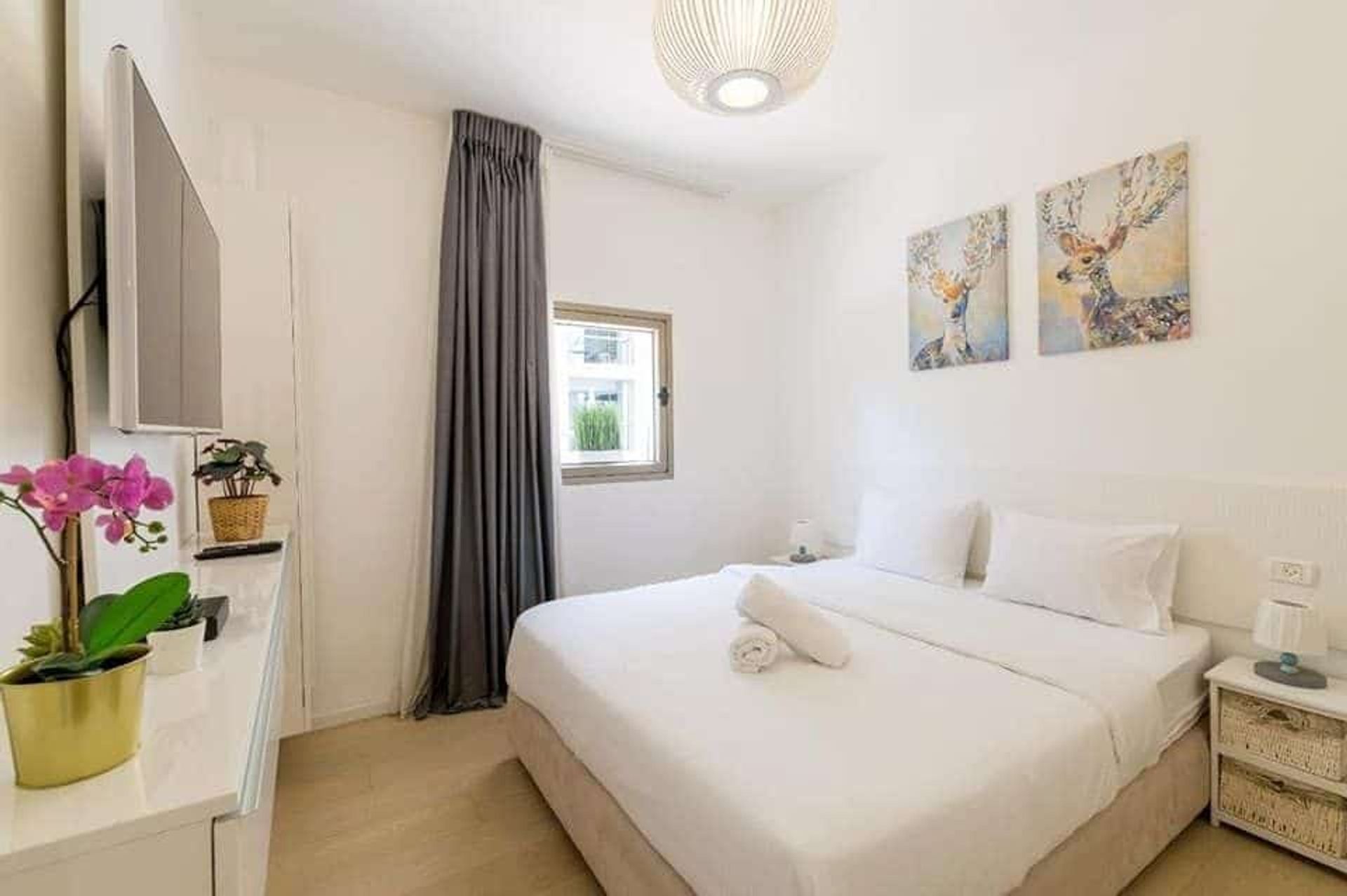 Condominium in Tel Aviv-Yafo, Yeshurun Street 11203514