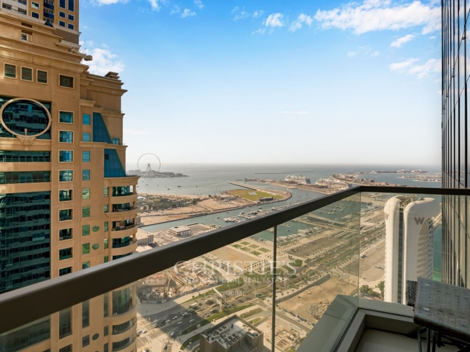 Condominium in Dubai, Dubai 11203523