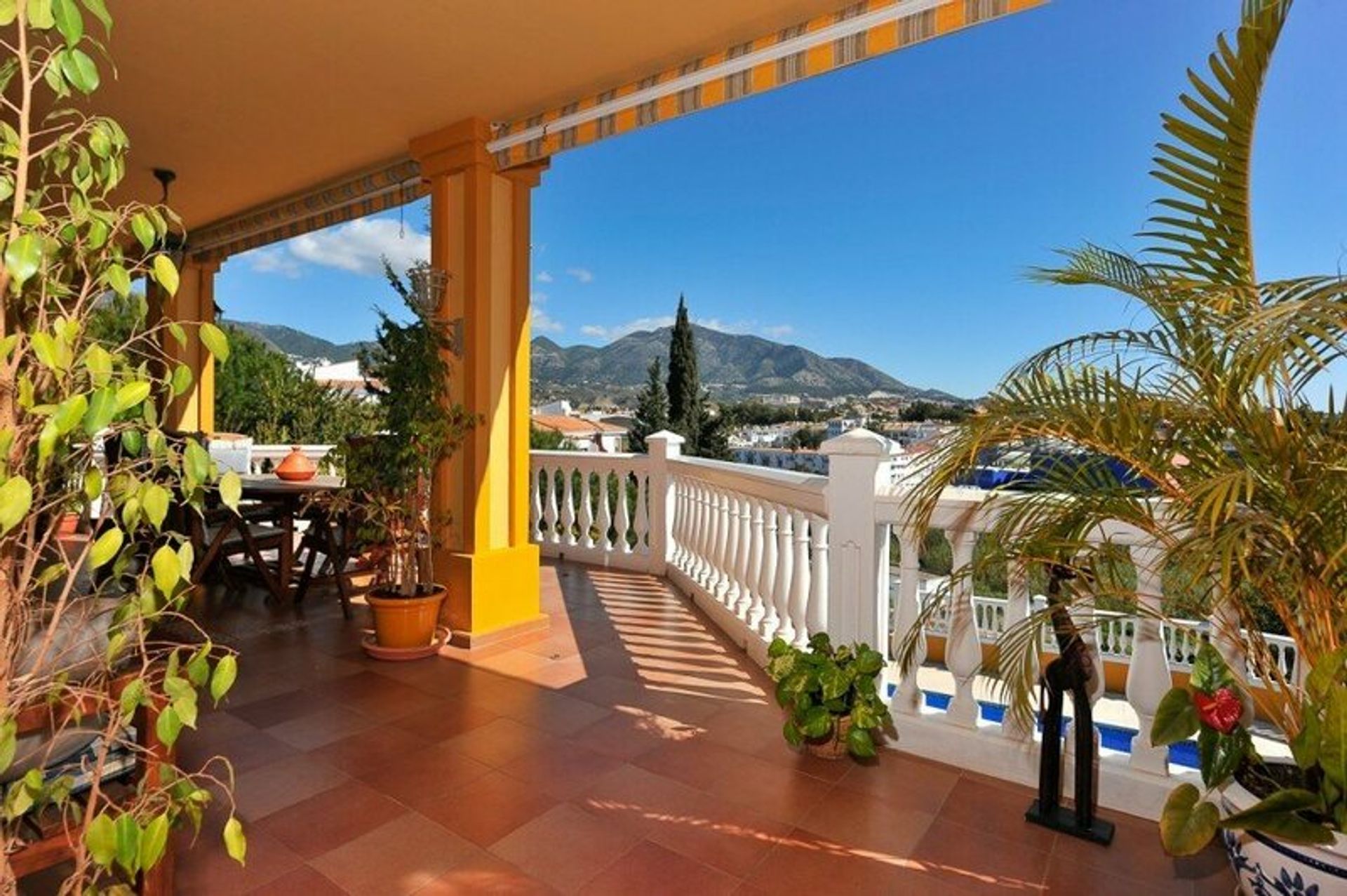 rumah dalam Mijas, Andalucía 11204395