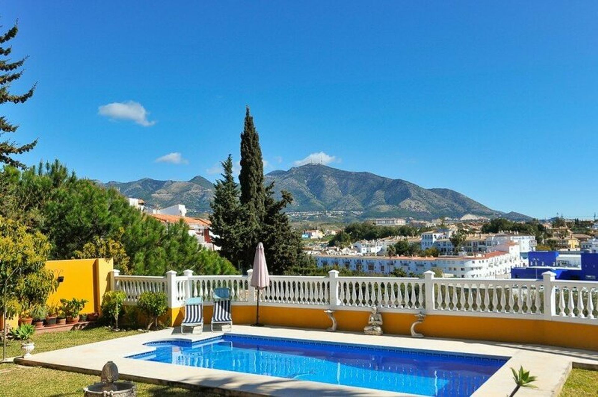 rumah dalam Mijas, Andalucía 11204395