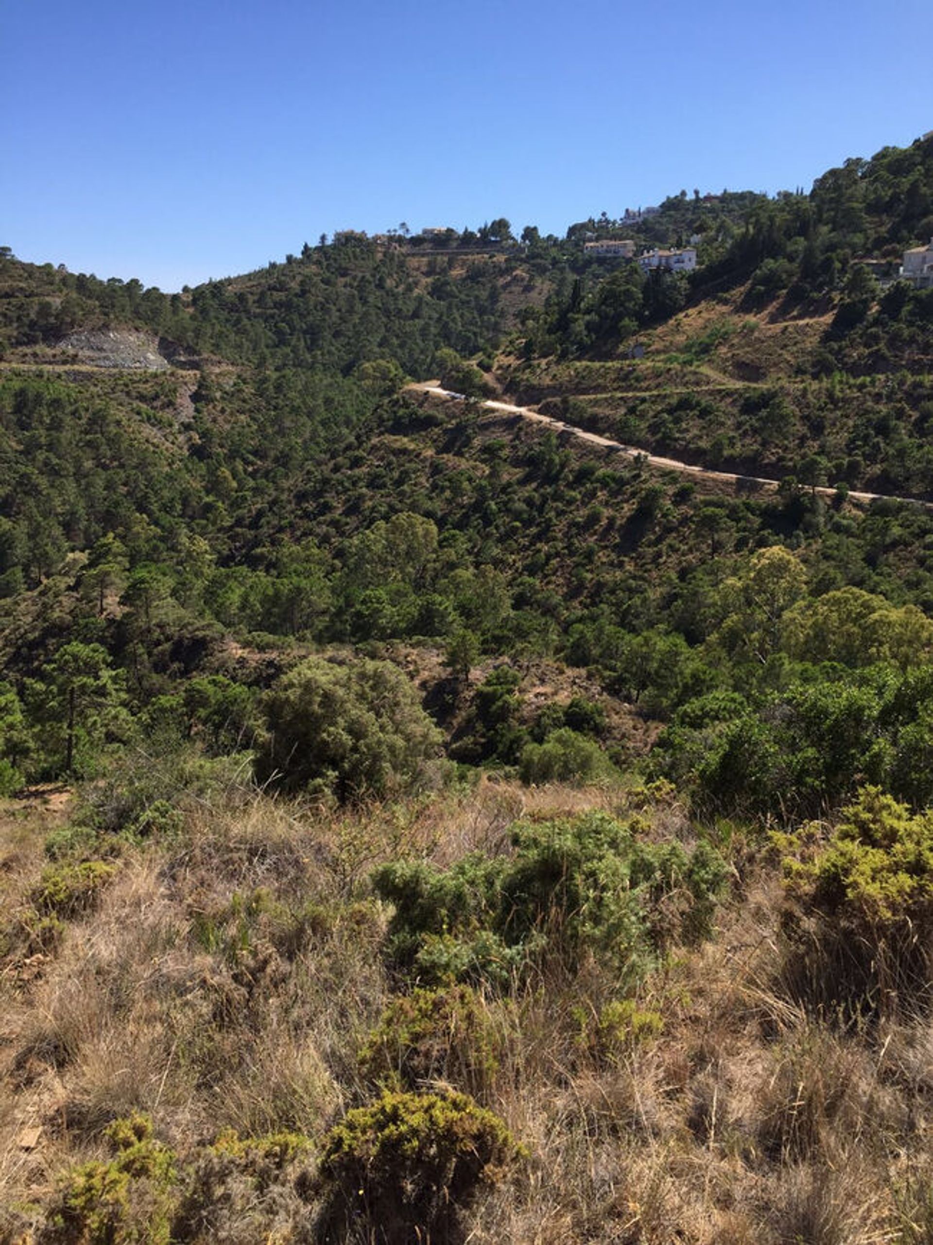 Terra no Benahavis, Andaluzia 11205294