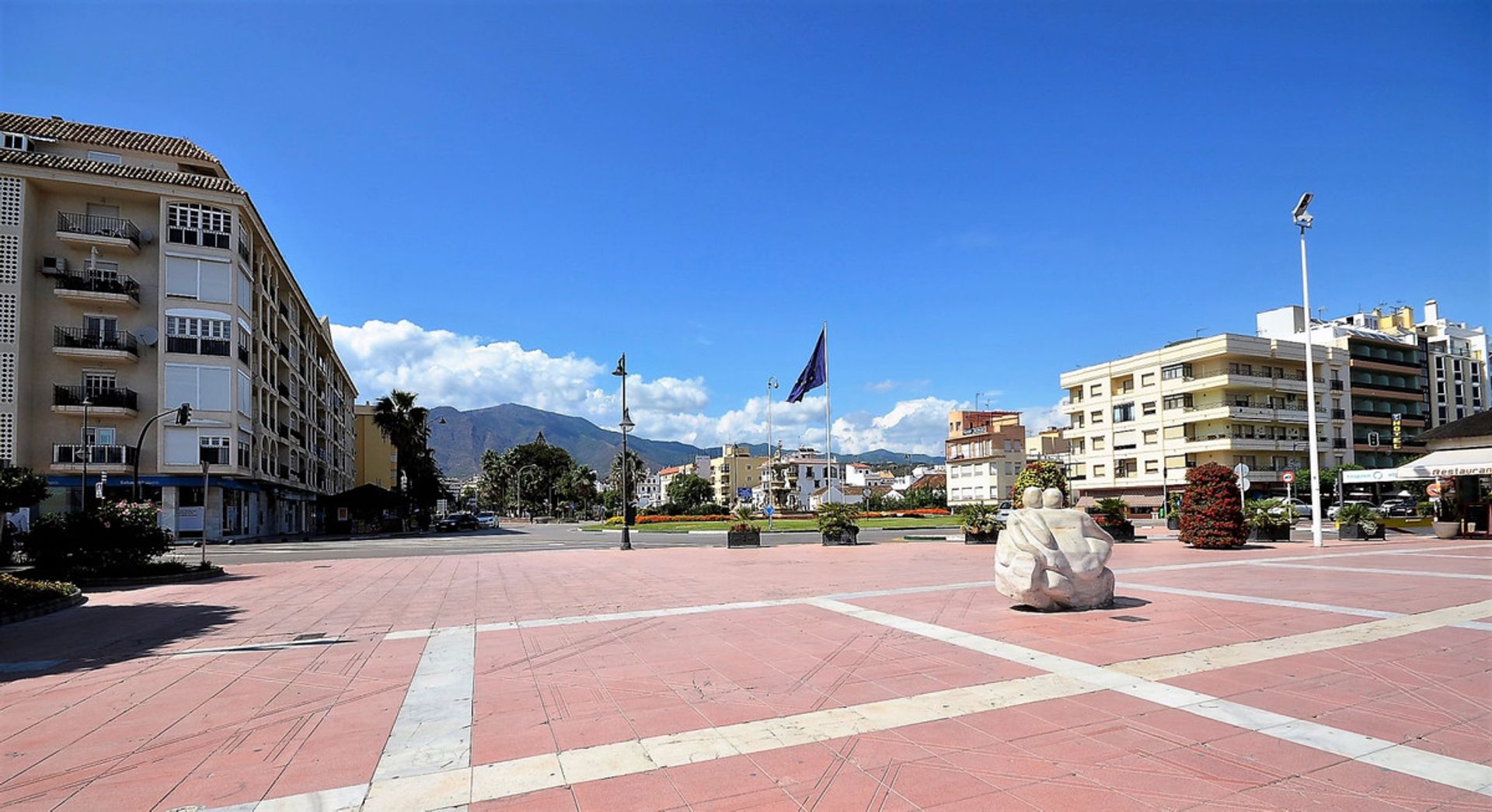 Eigentumswohnung im Estepona, Andalucía 11205496