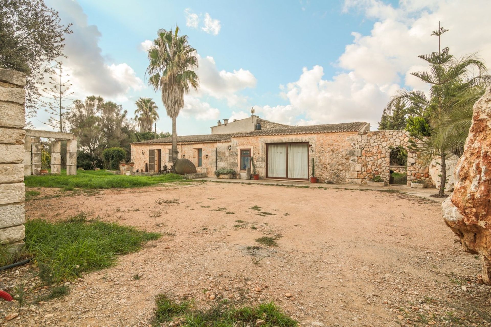 loger dans San Lorenzo de Descardazar, les Îles Baléares 11206323