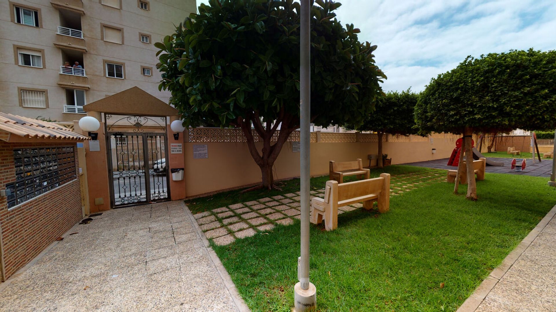 Condominium in El Tocino, Valencia 11206714