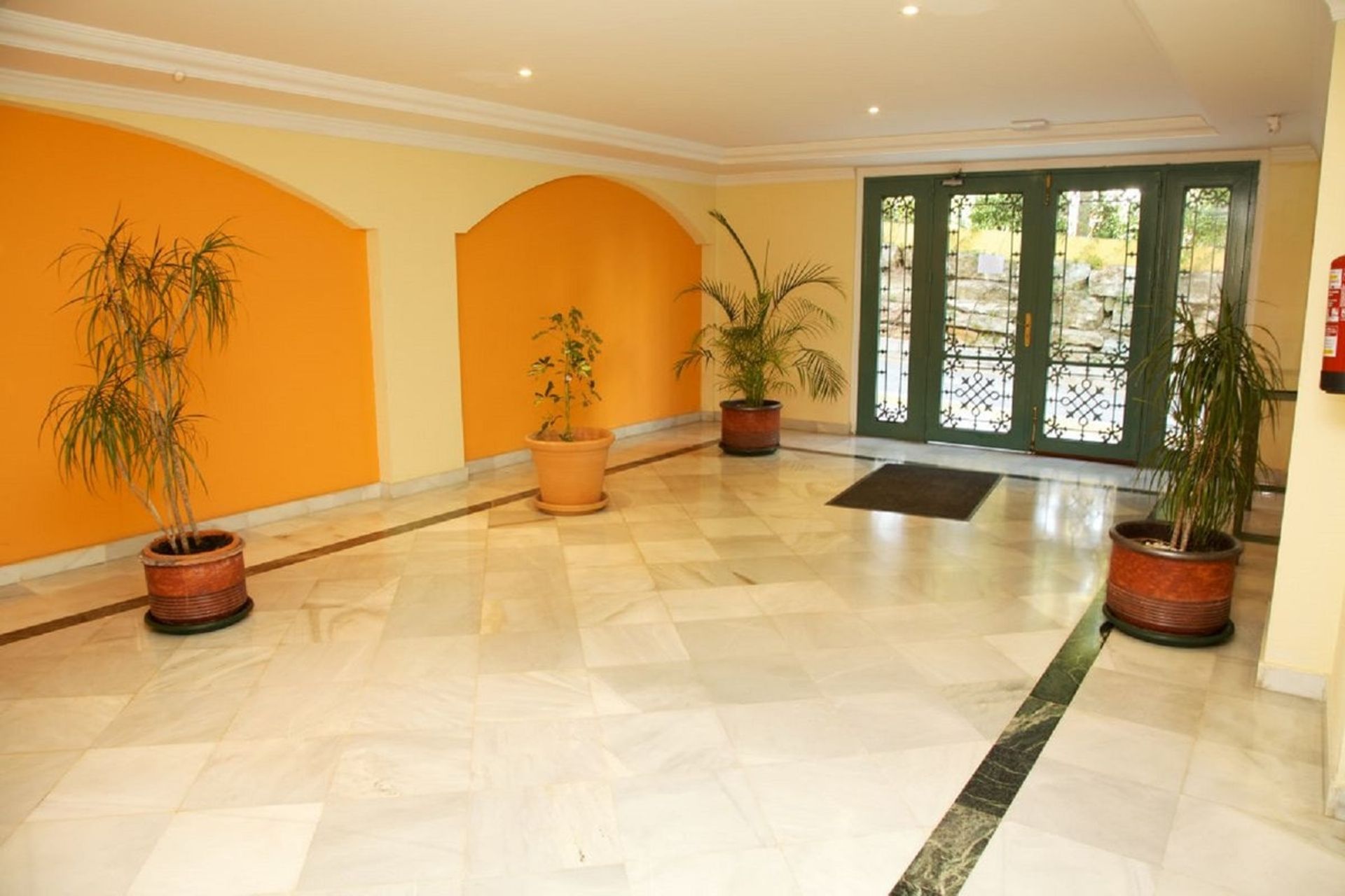 Condominium in Marbella, Andalucía 11206913