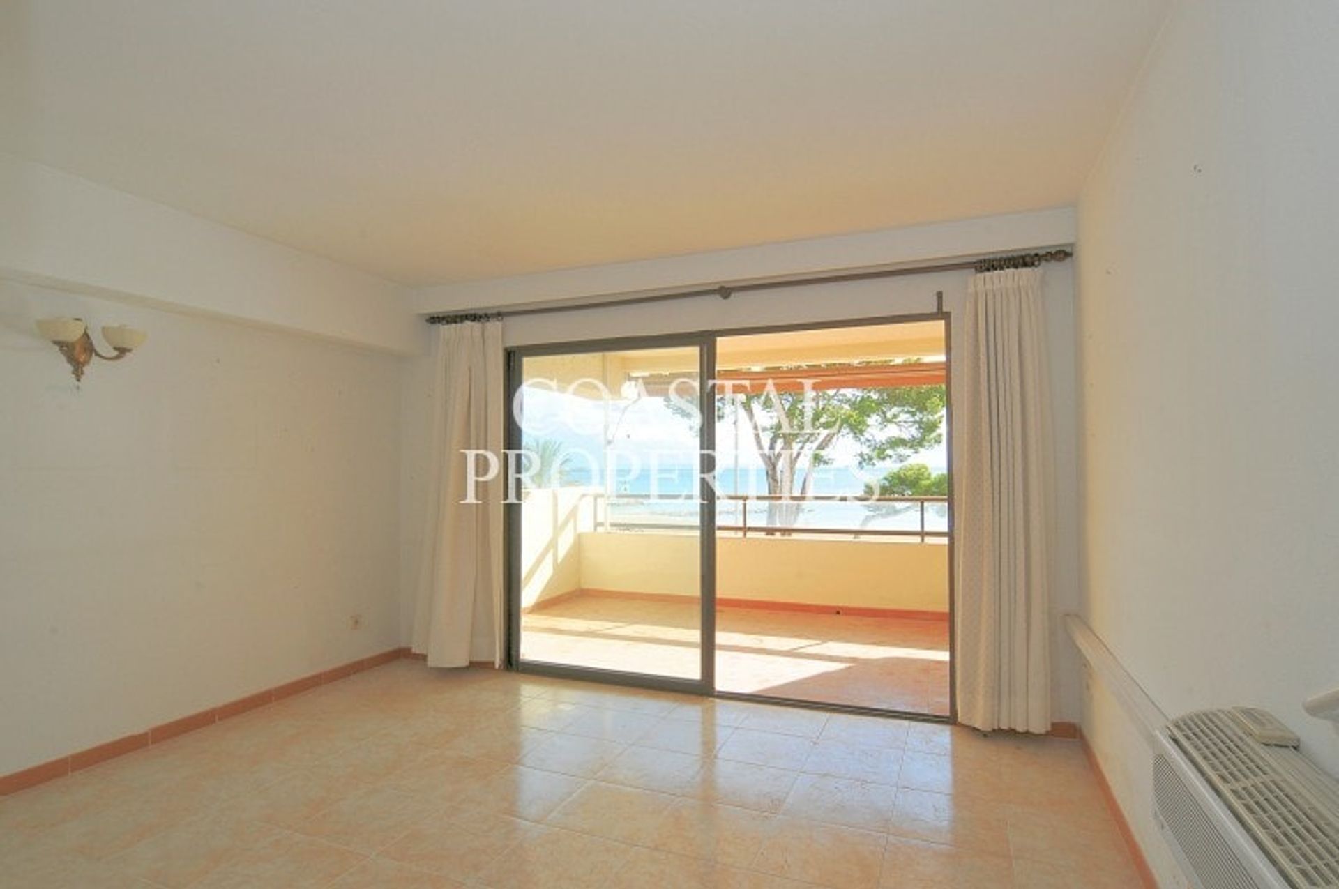 Condominio en Calvià, Islas Baleares 11207899